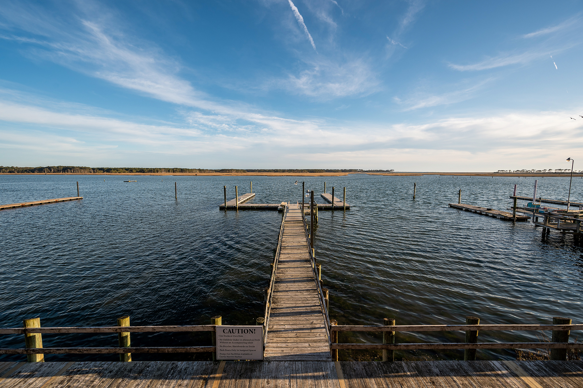 Bring up to a 25 foot boat.