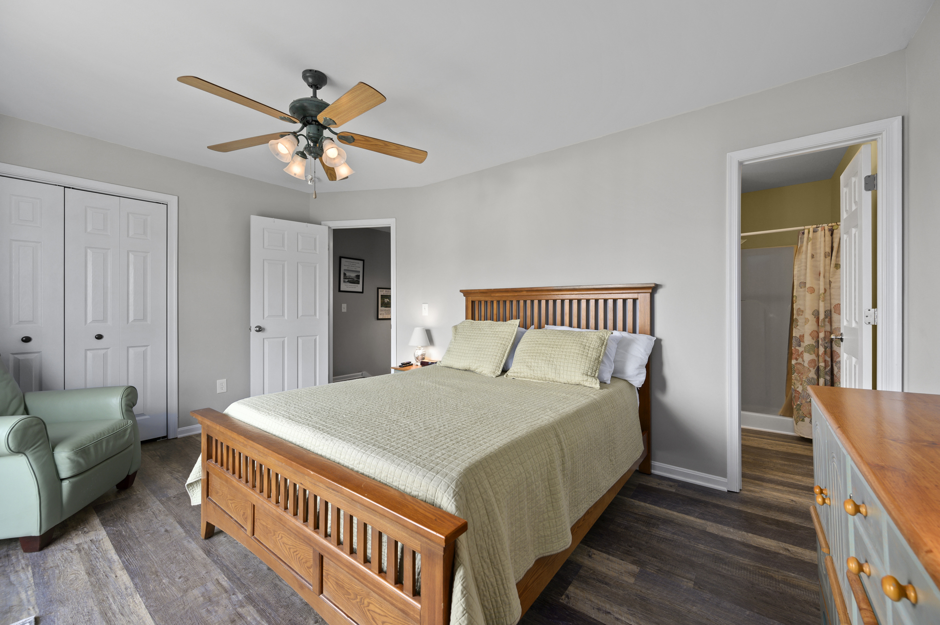 Spacious Master Bedroom upstairs with a King Bed.