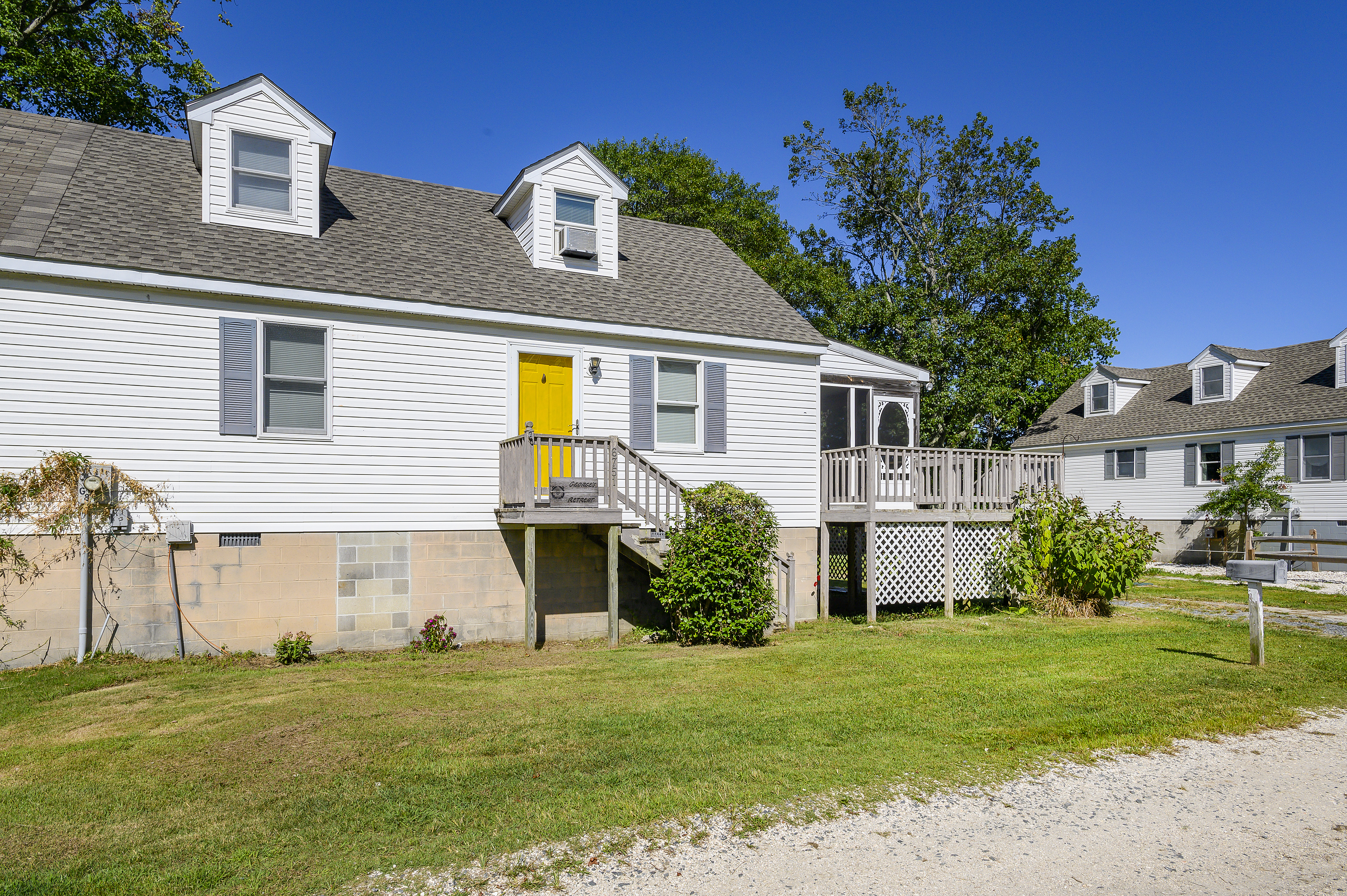 You can walk or ride your bike to many area attractions, restaurants, and activities.