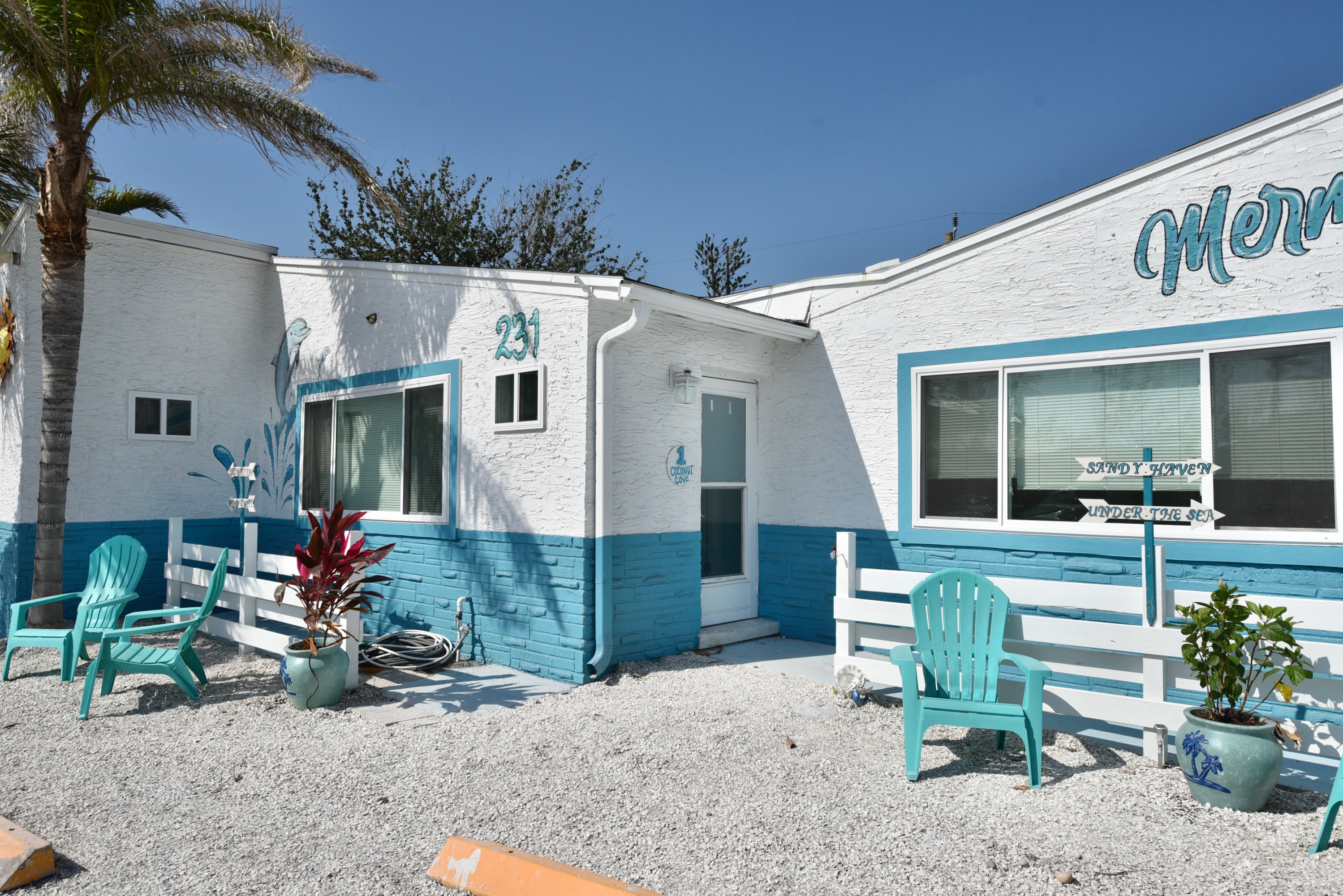 Entry way to Coconut Cove