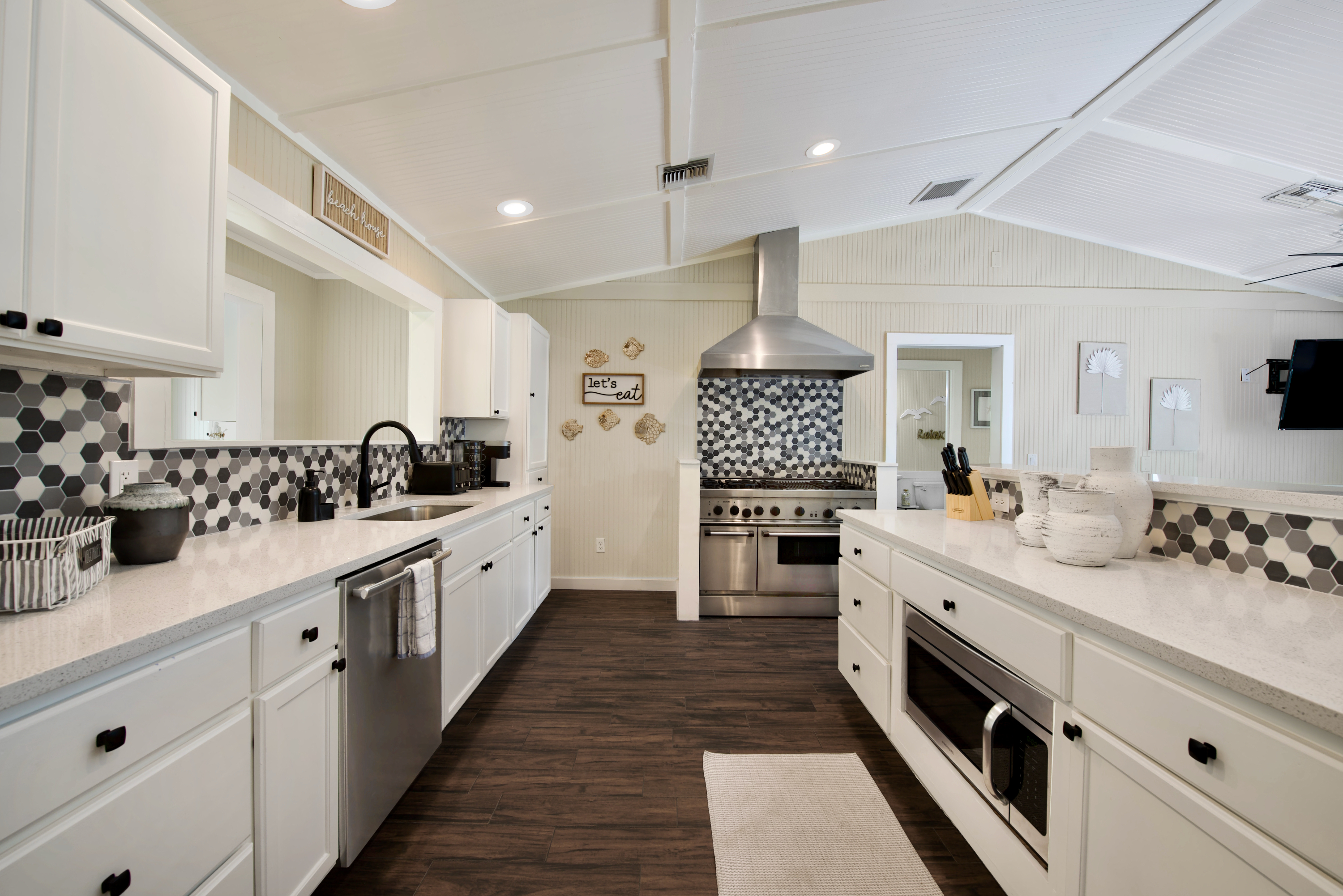 Spacious Kitchen