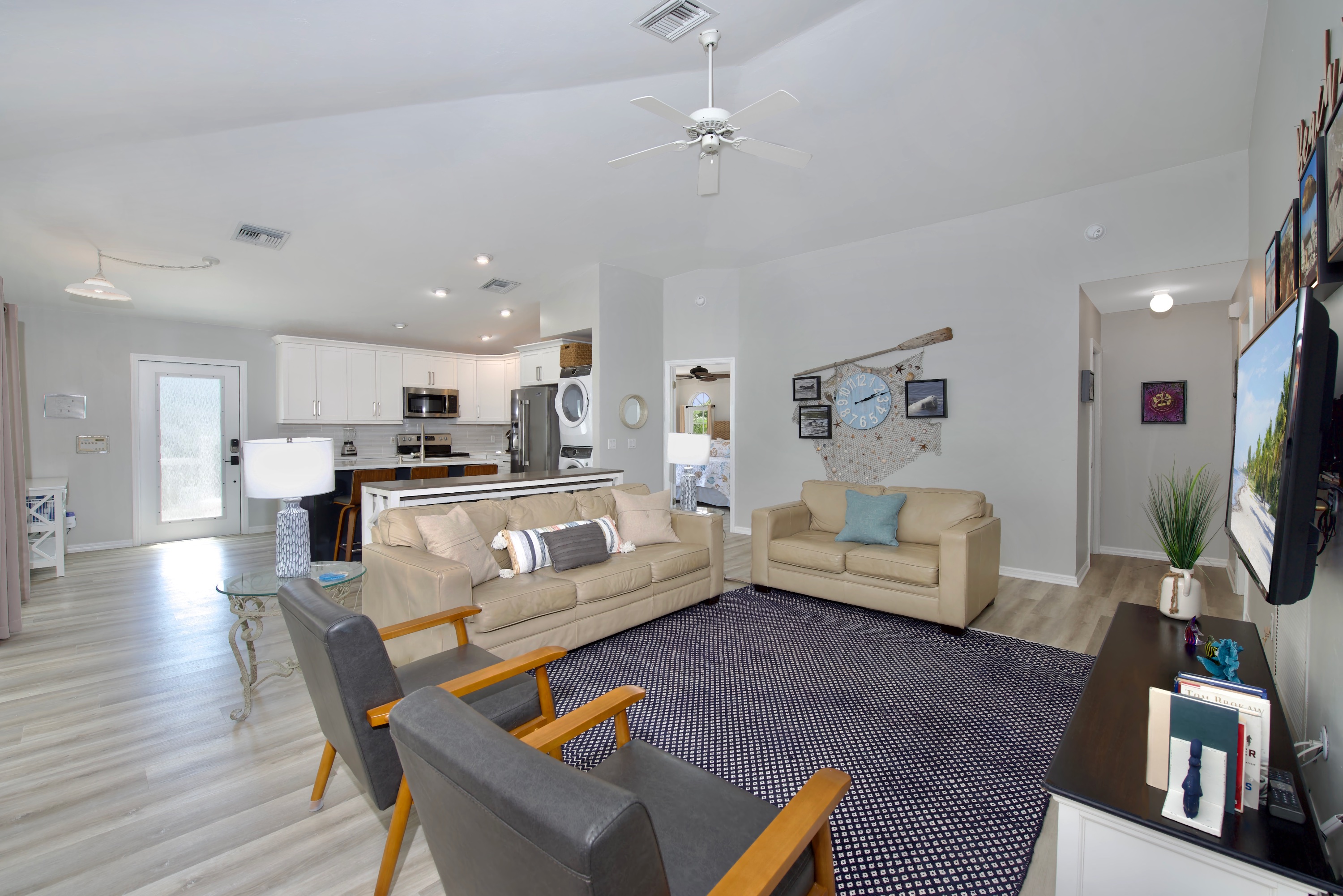 Living Room facing Kitchen