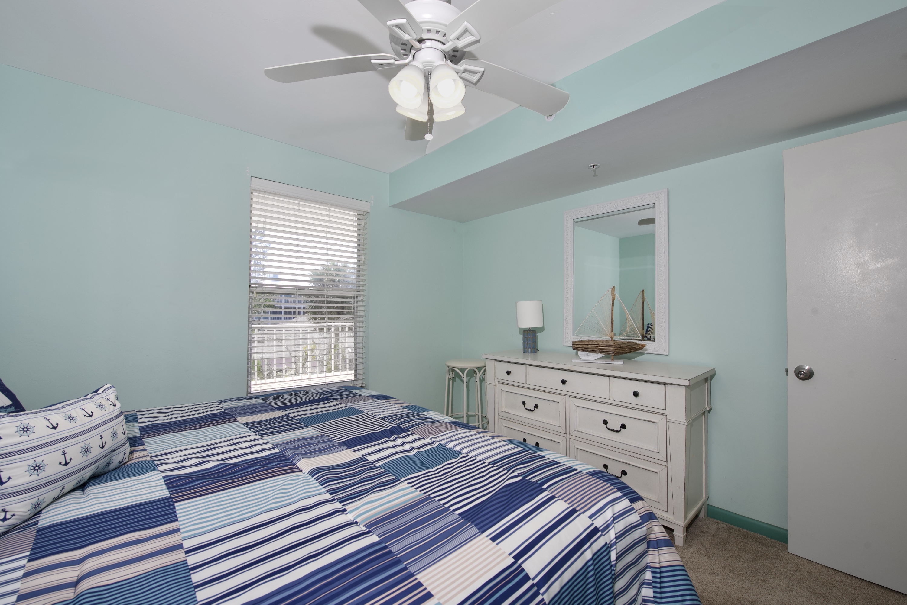 Guest King Bedroom