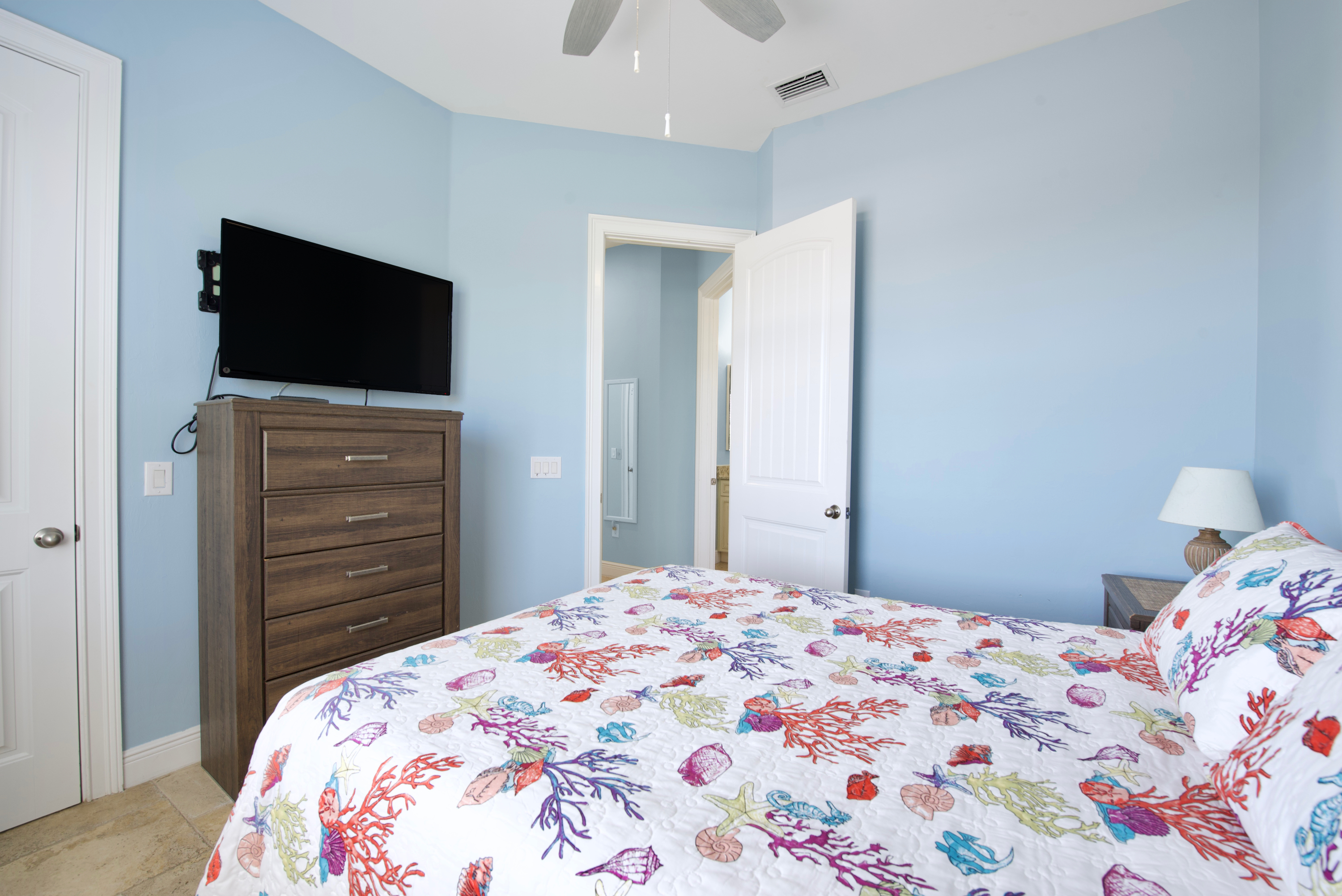 2nd Queen Bedroom 3rd floor