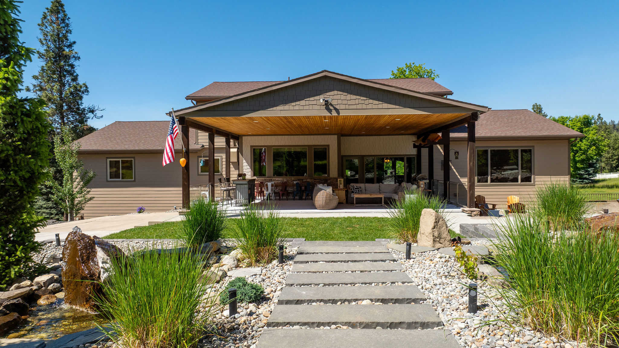 Elk Country Lodge