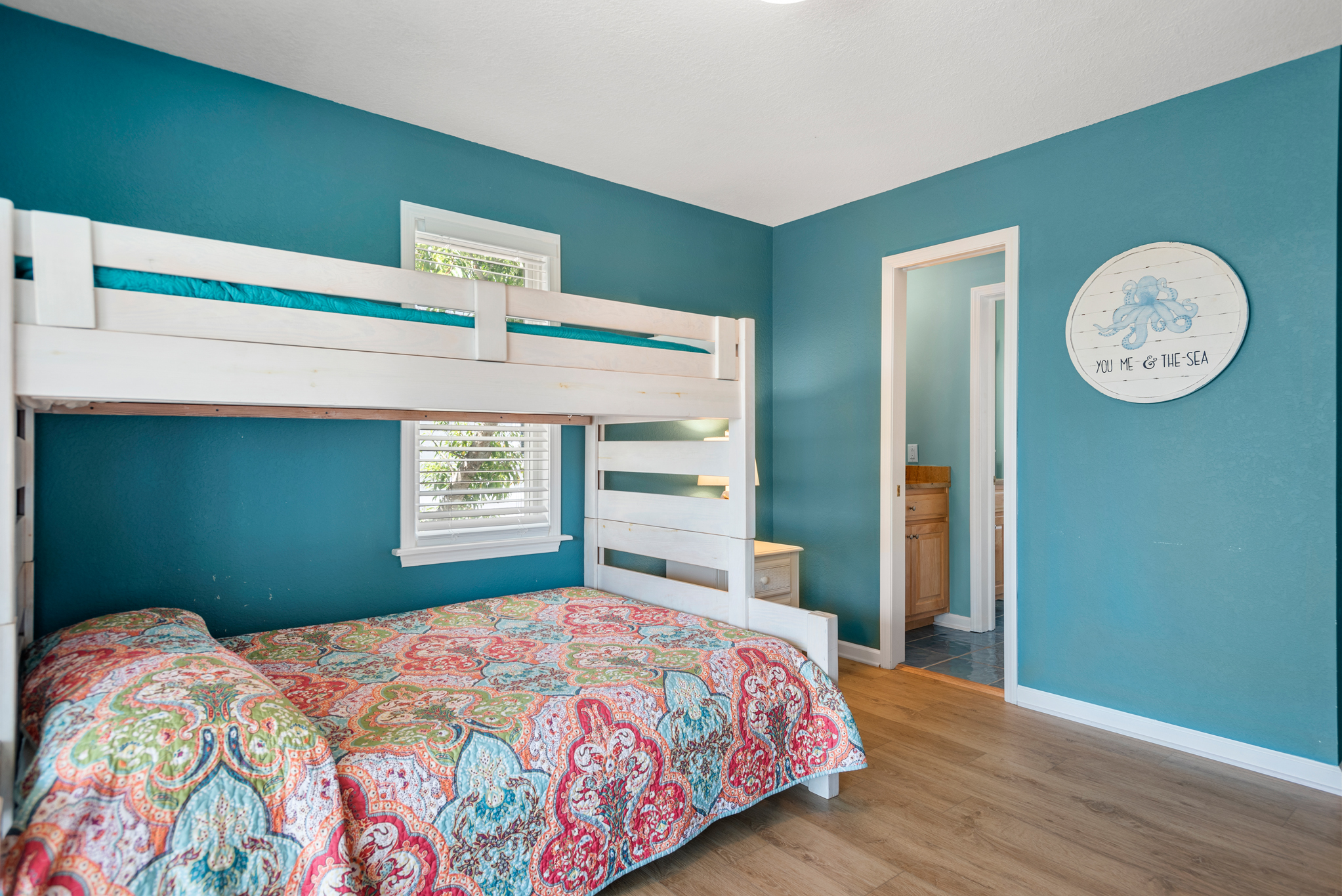 M045: Living On Beach Time | Mid Level Bedroom 6