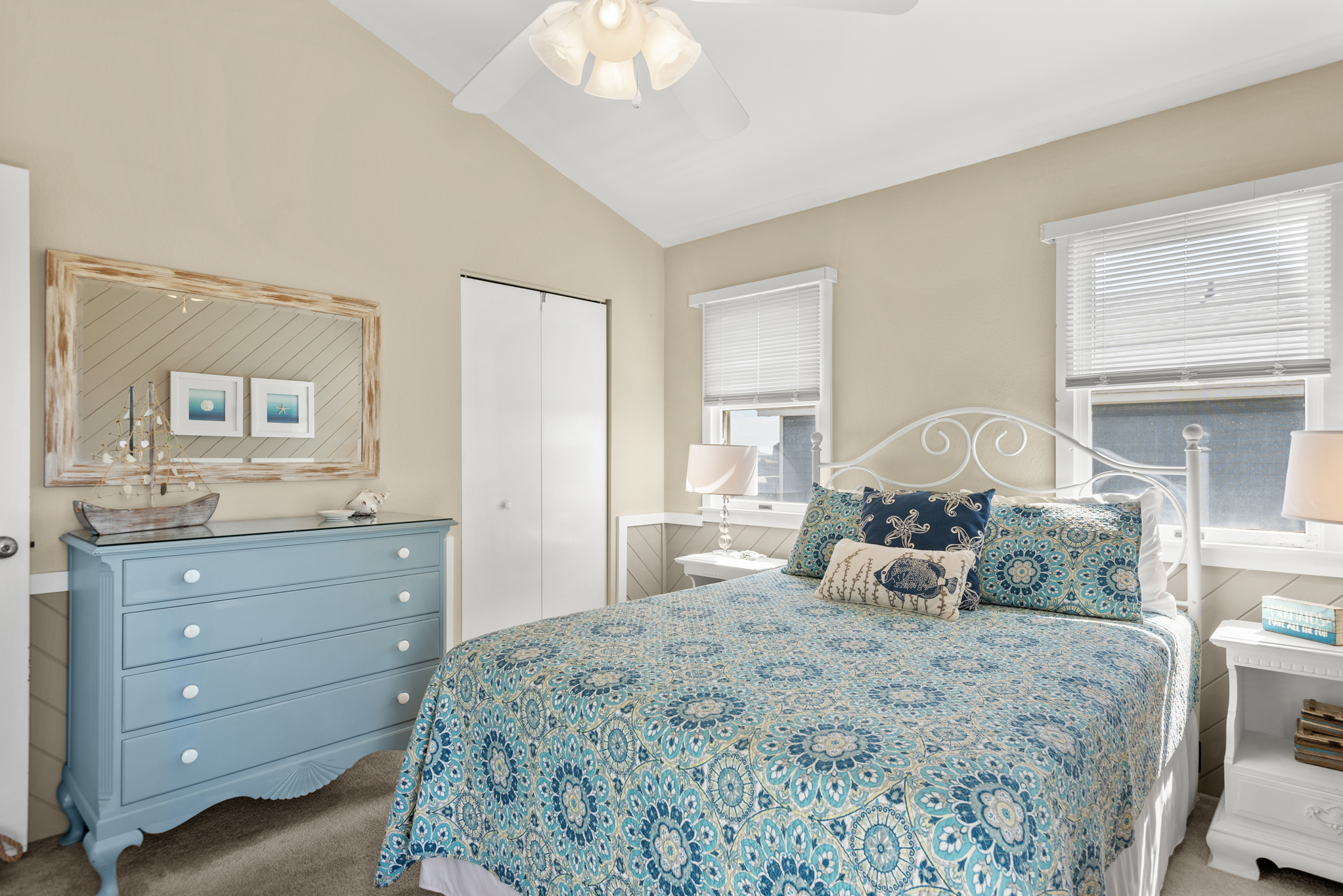 SN2712: Beach Dugout | Top Level Bedroom 4