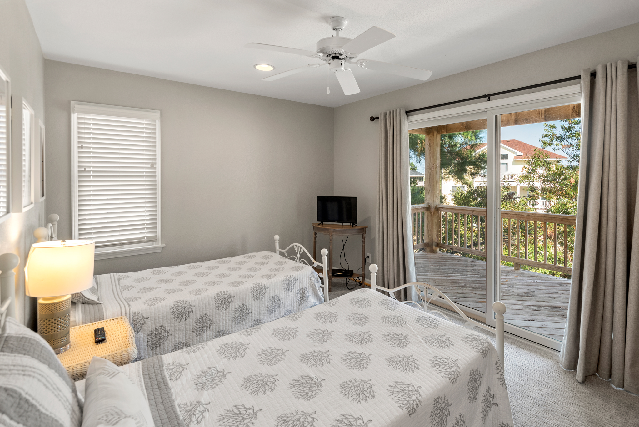 M841: Lighthouse Point | Mid Level Bedroom 3