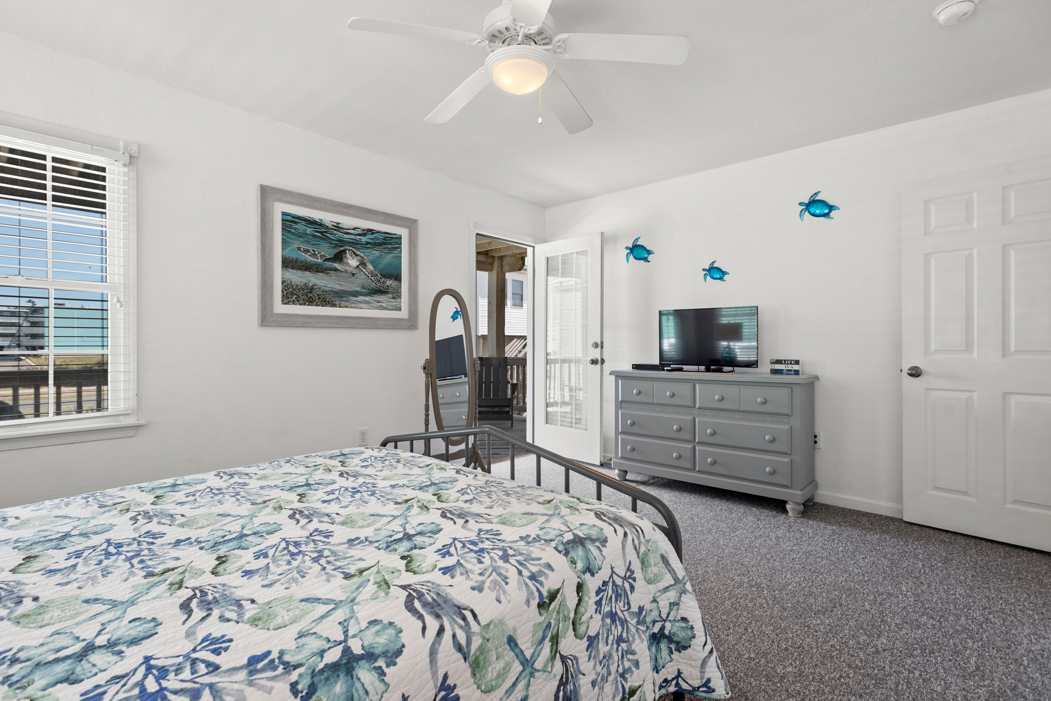 SN07: Summer Rental | Mid Level Bedroom 4
