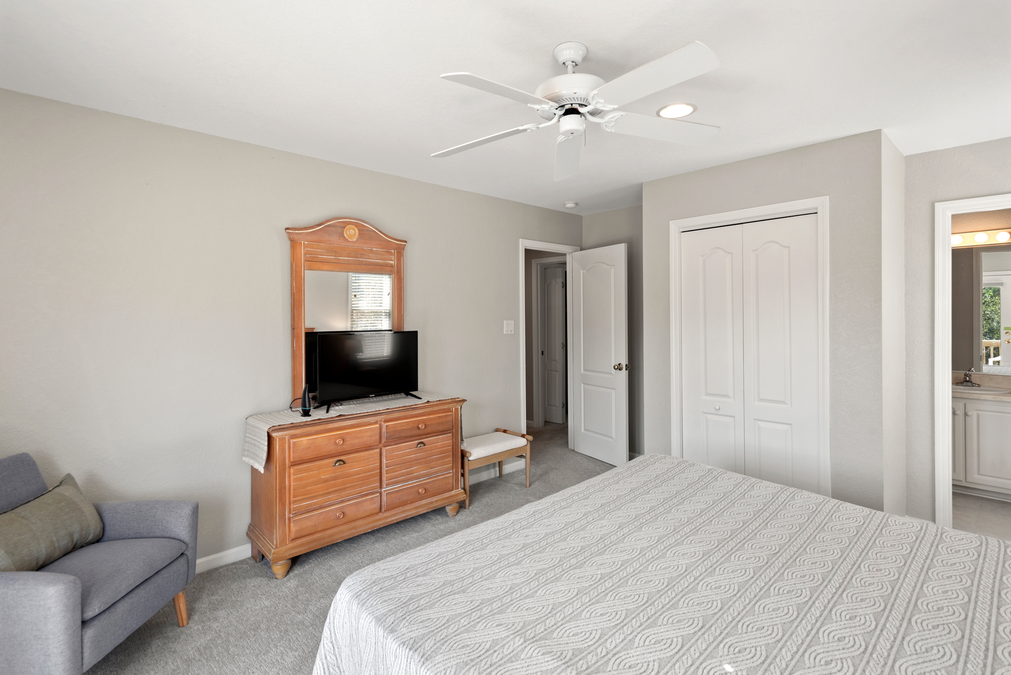 M841: Lighthouse Point | Mid Level Bedroom 4