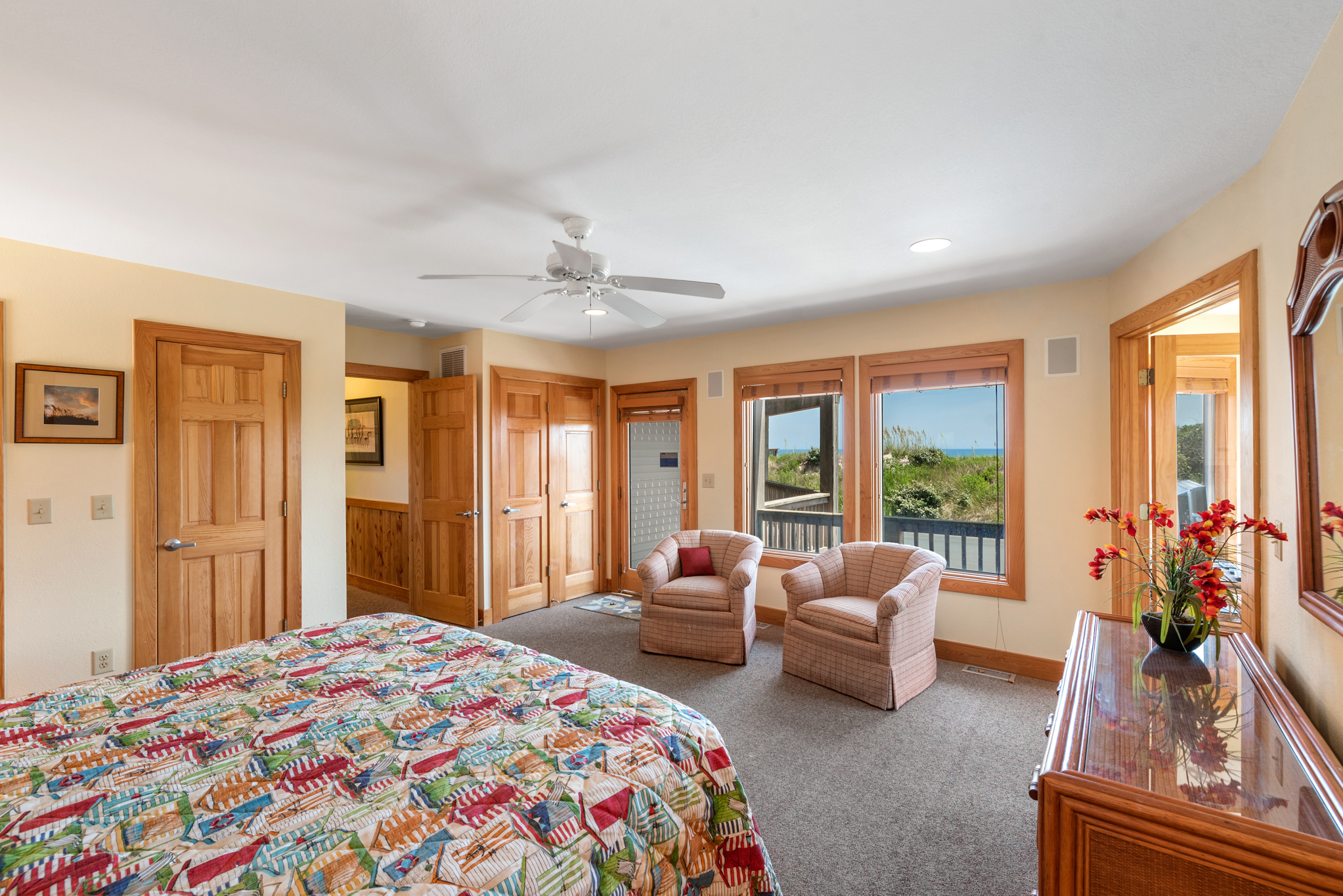WH139: Dutch Treat | Mid Level Bedroom 6