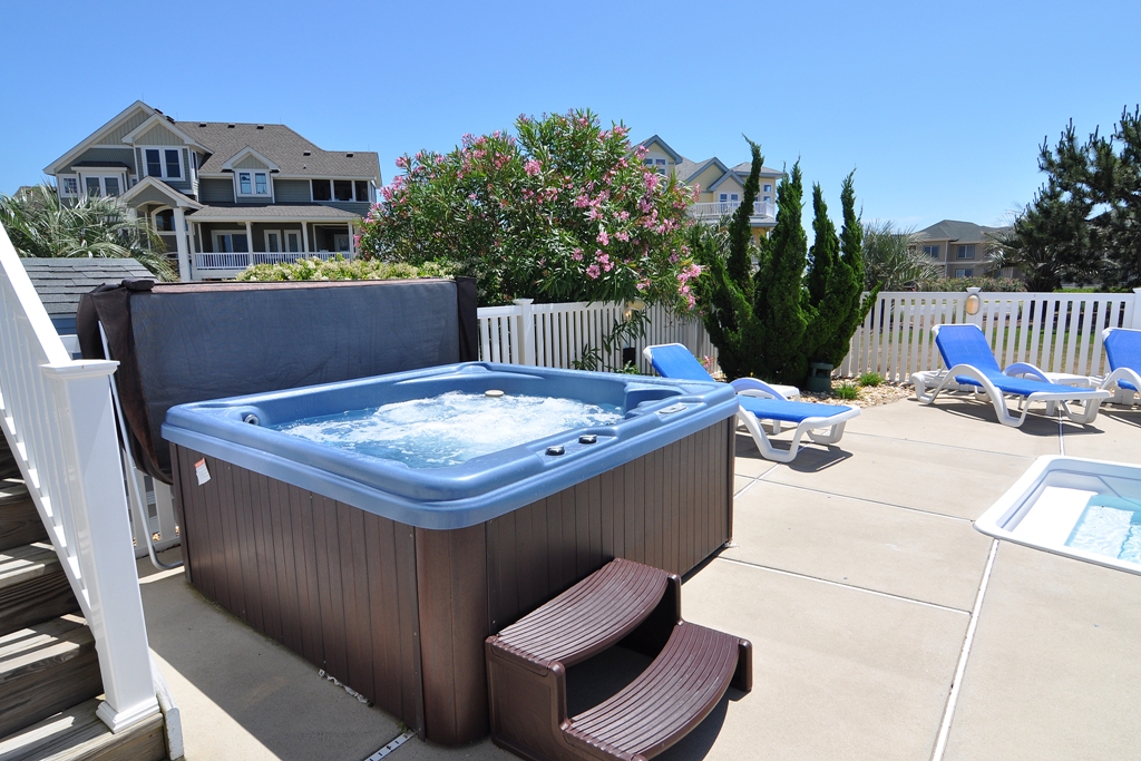 CC196: From Sunrise to Sunset | Pool Area w Hot Tub