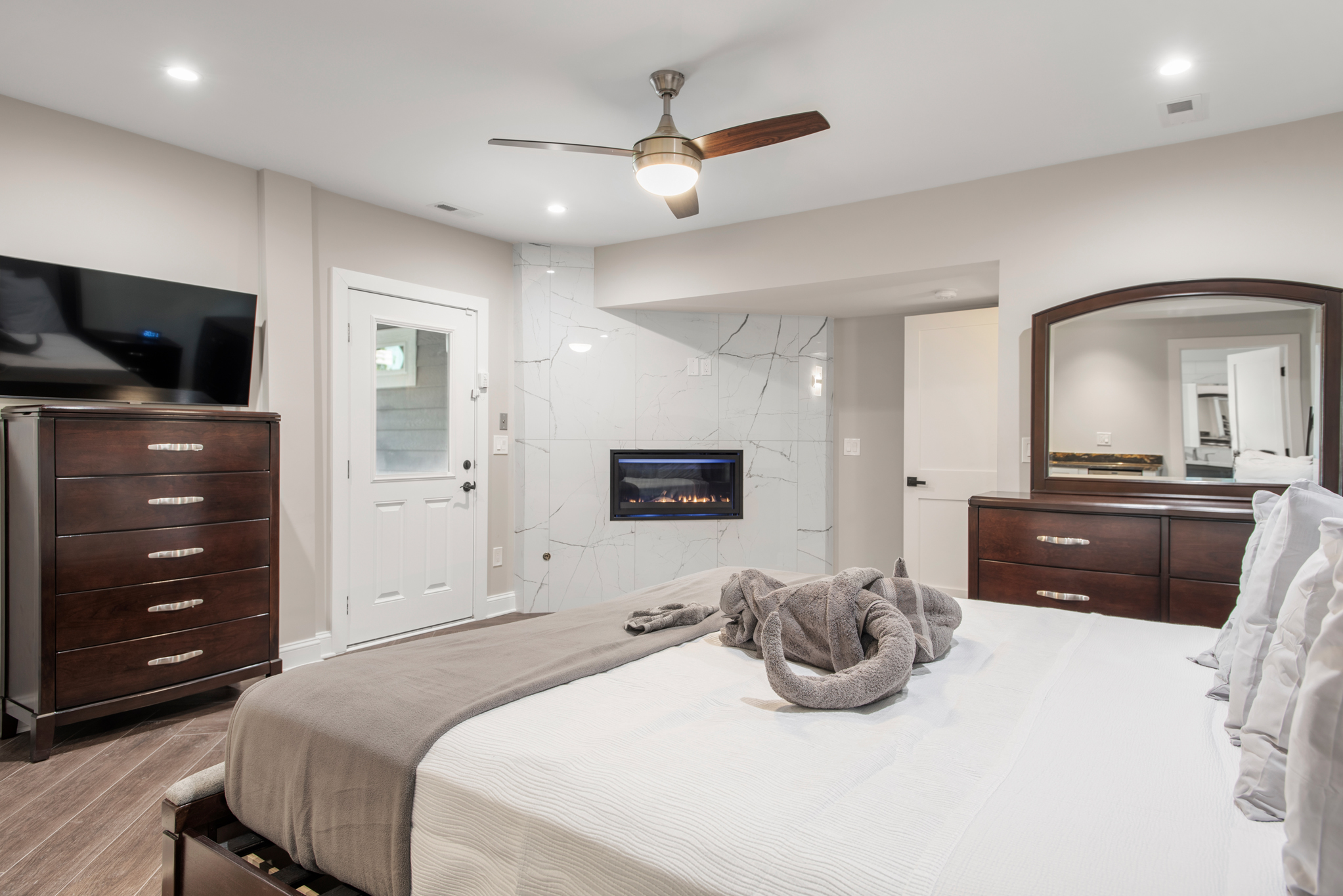 WH786: The OBX One | Bottom Level Bedroom 4