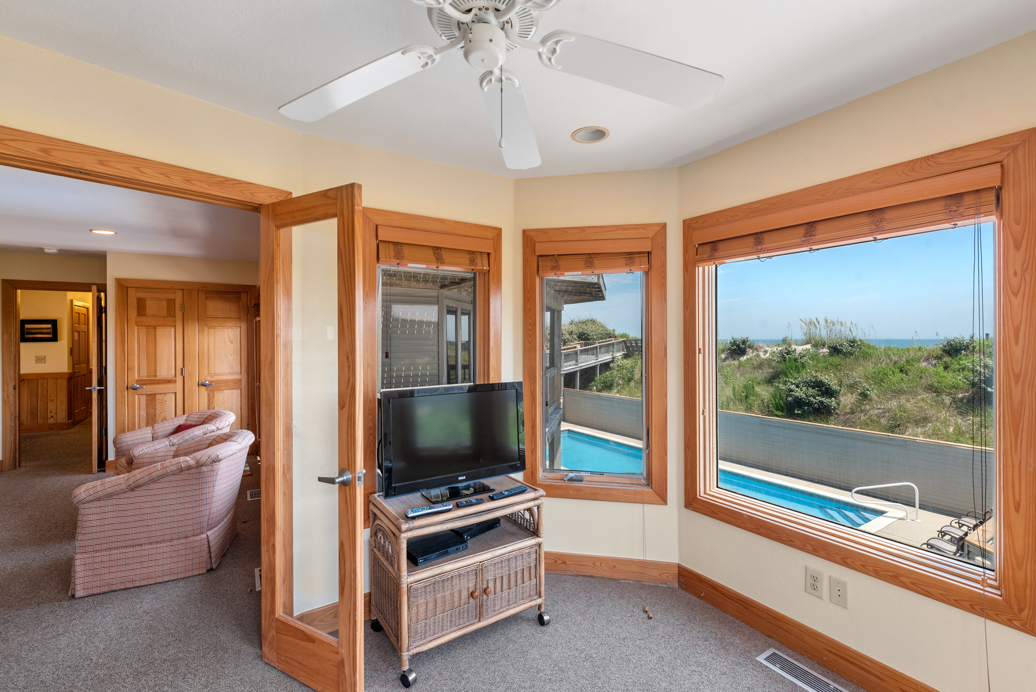 WH139: Dutch Treat | Mid Level Bedroom 6 Private Office