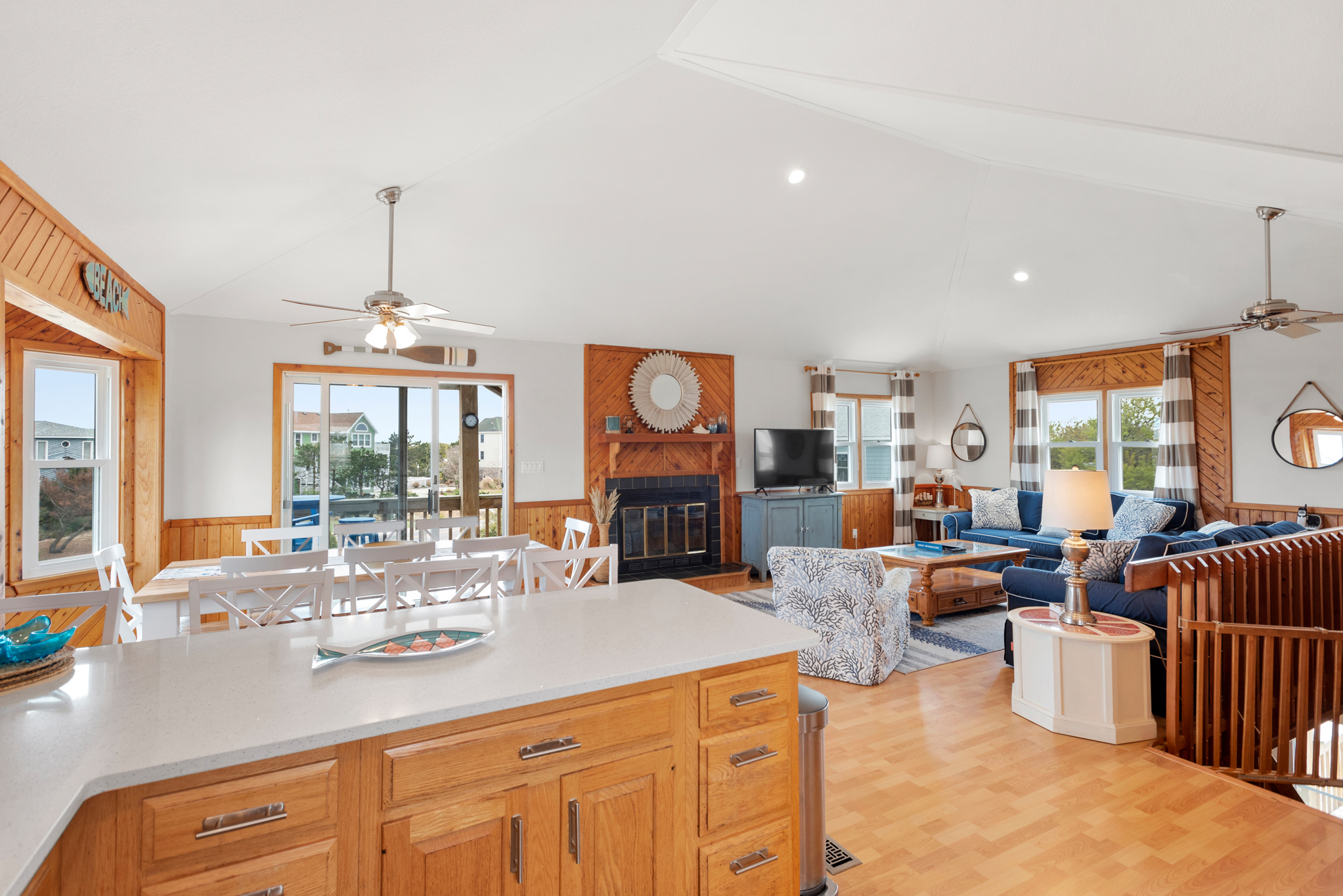 WH632: Sea Blue | Top Level Kitchen