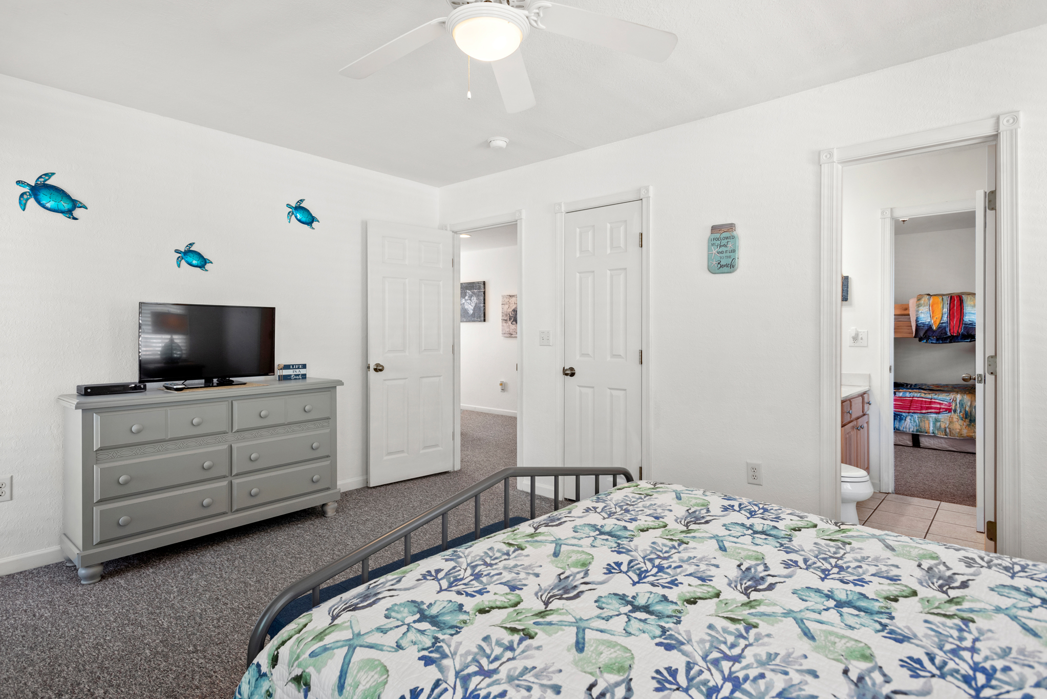 SN07: Summer Rental | Mid Level Bedroom 4