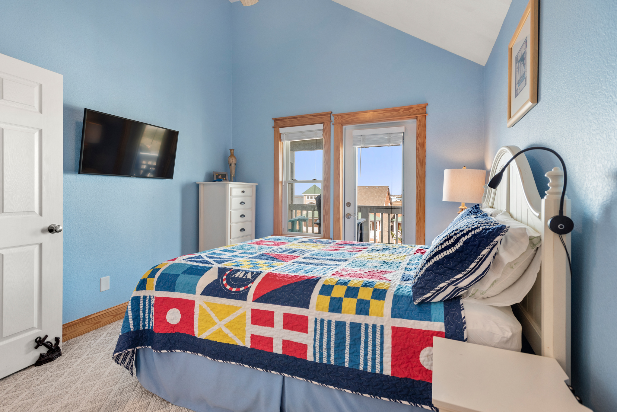 SL305: Look Out - The Landings at Sugar Creek | Bedroom 1