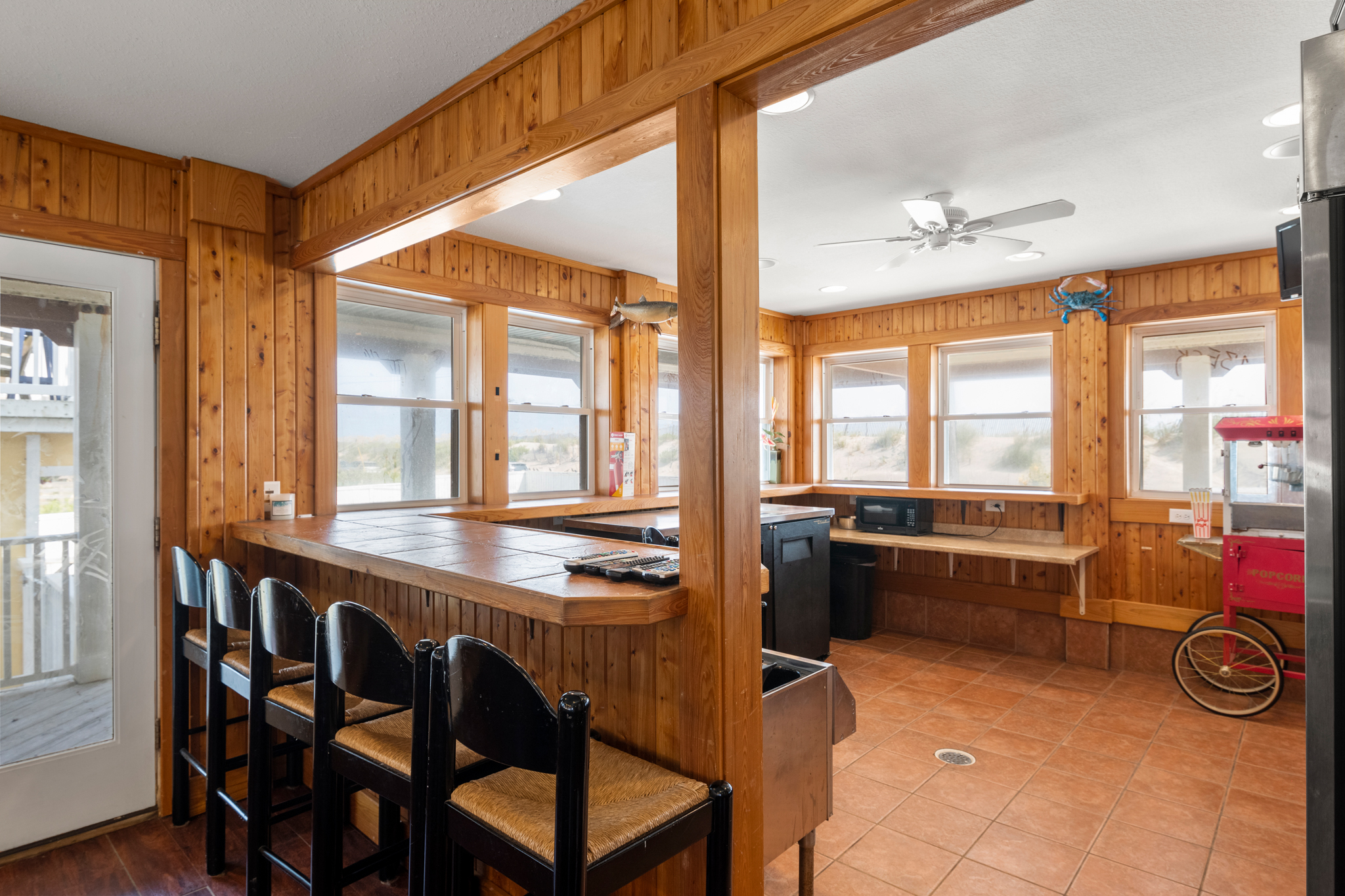 KH1414: Mariposa | Bottom Level Rec Room w/ Bar/Kitchenette