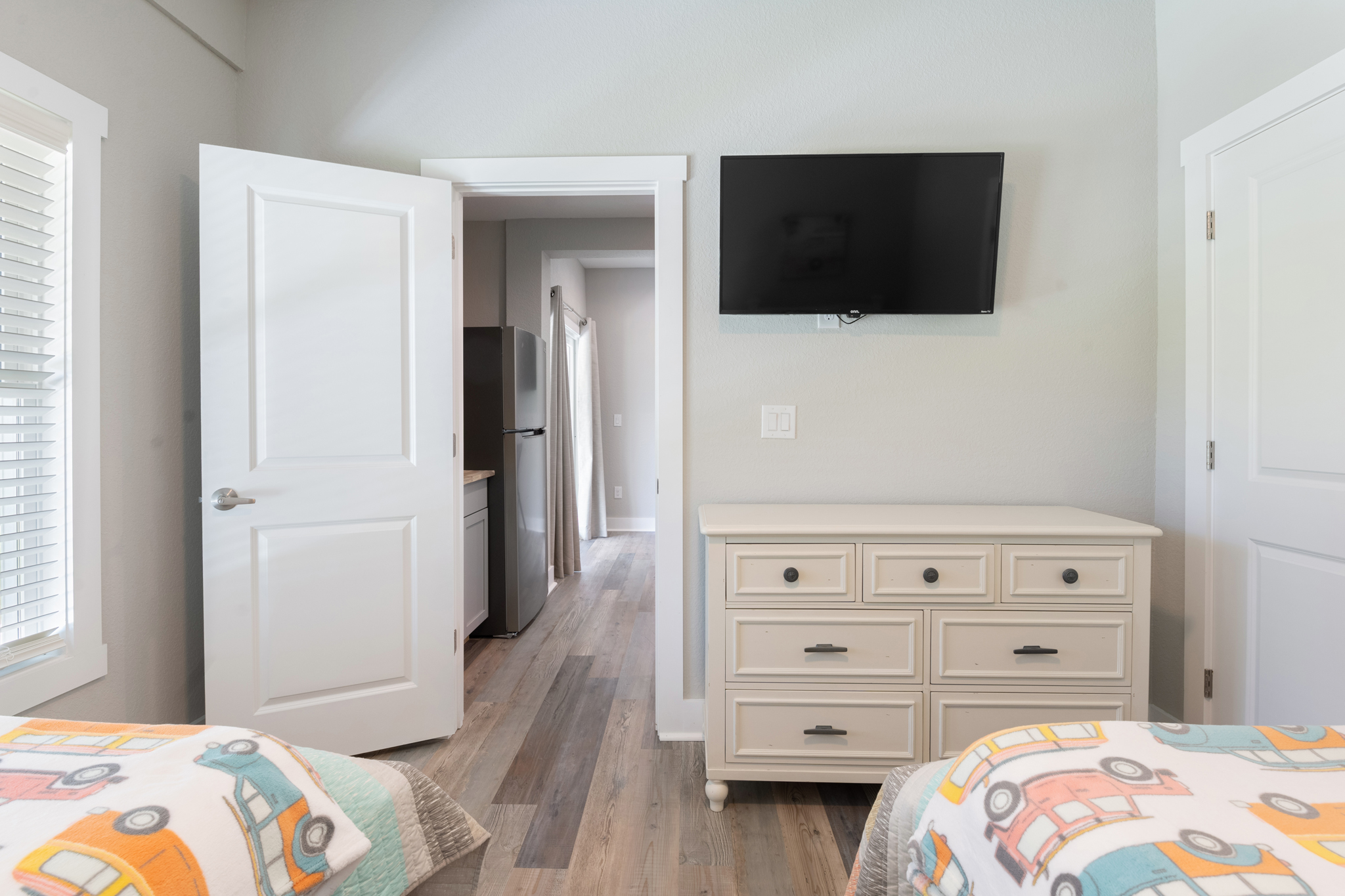 CL592: Three Stooges | Bottom Level Bedroom 1