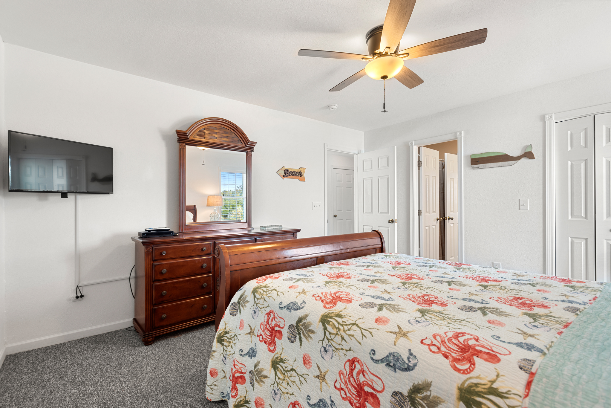 SN07: Summer Rental | Bottom Level Bedroom 1