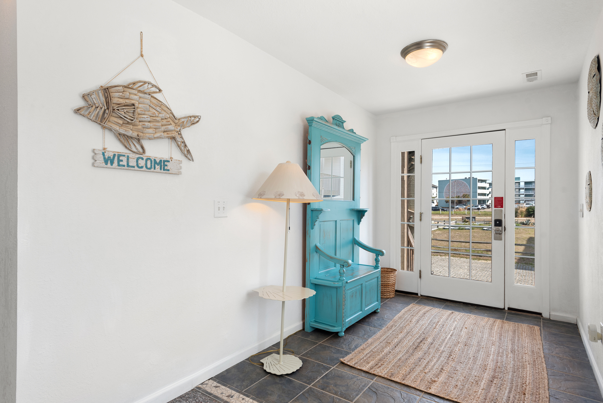 SN07: Summer Rental | Bottom Level Foyer