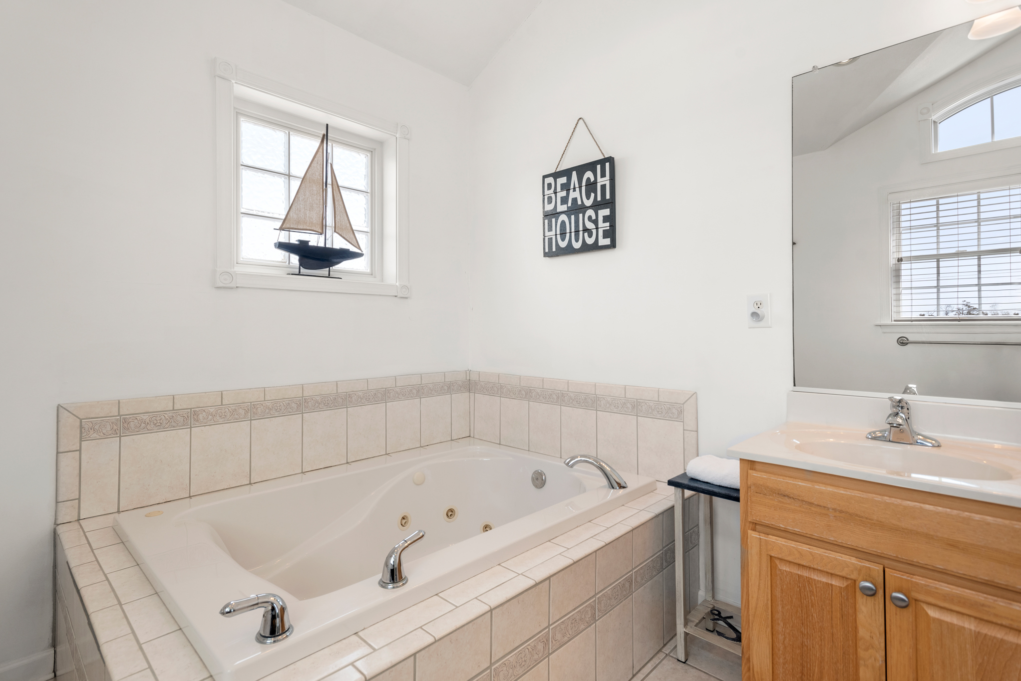 SN07: Summer Rental | Top Level Bedroom 8 Private Bath