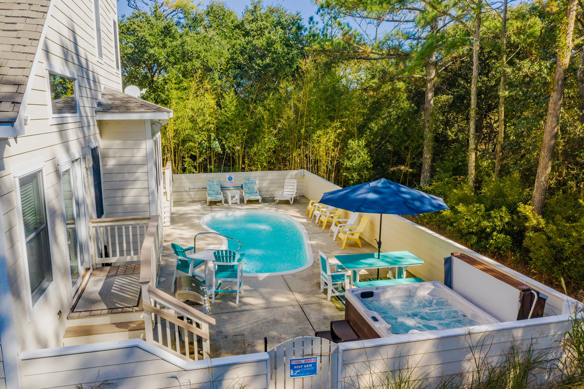 MB68: Tuck Away | Pool Area with Hot Tub
