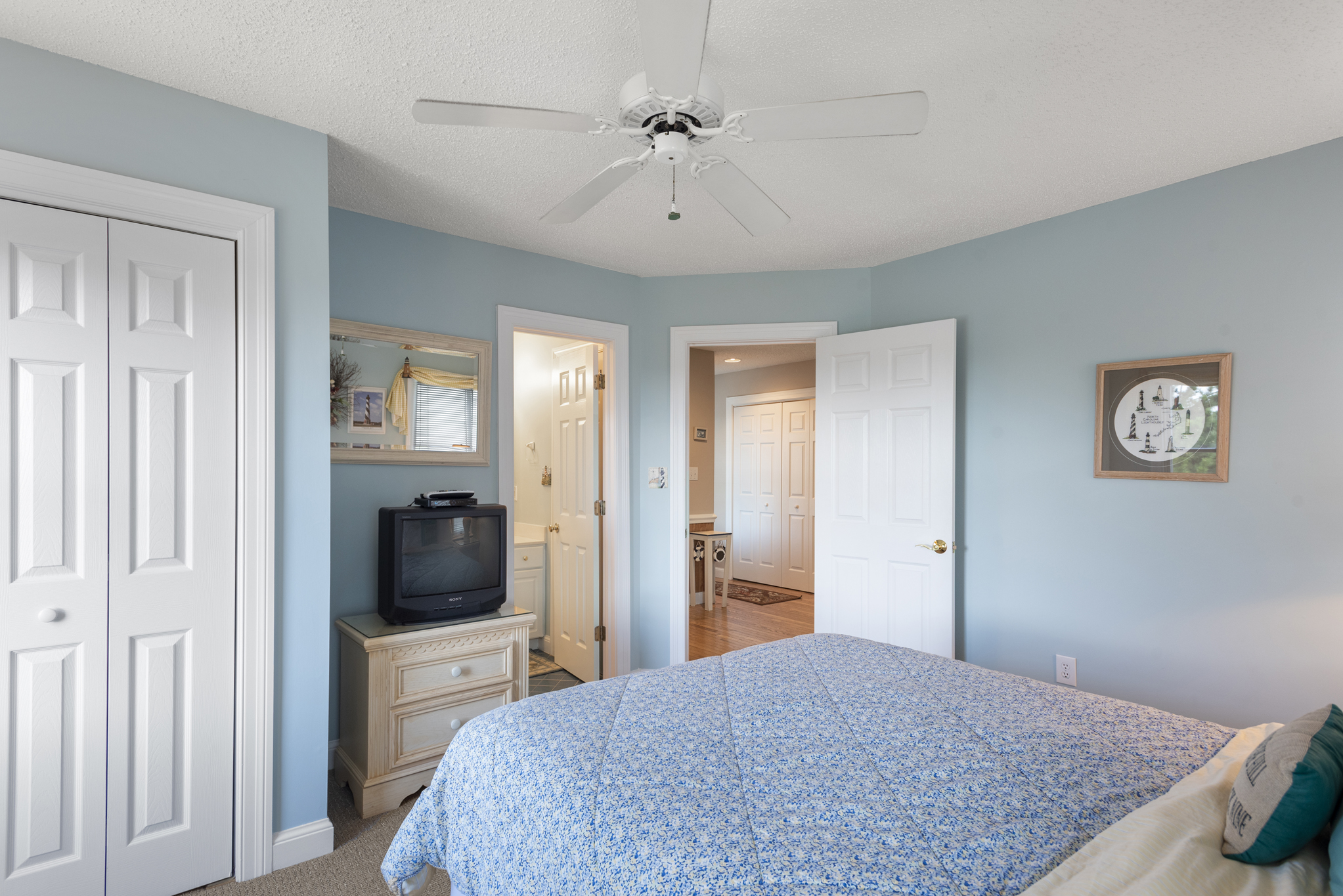 SW13: Milky Way | Mid Level Bedroom 2