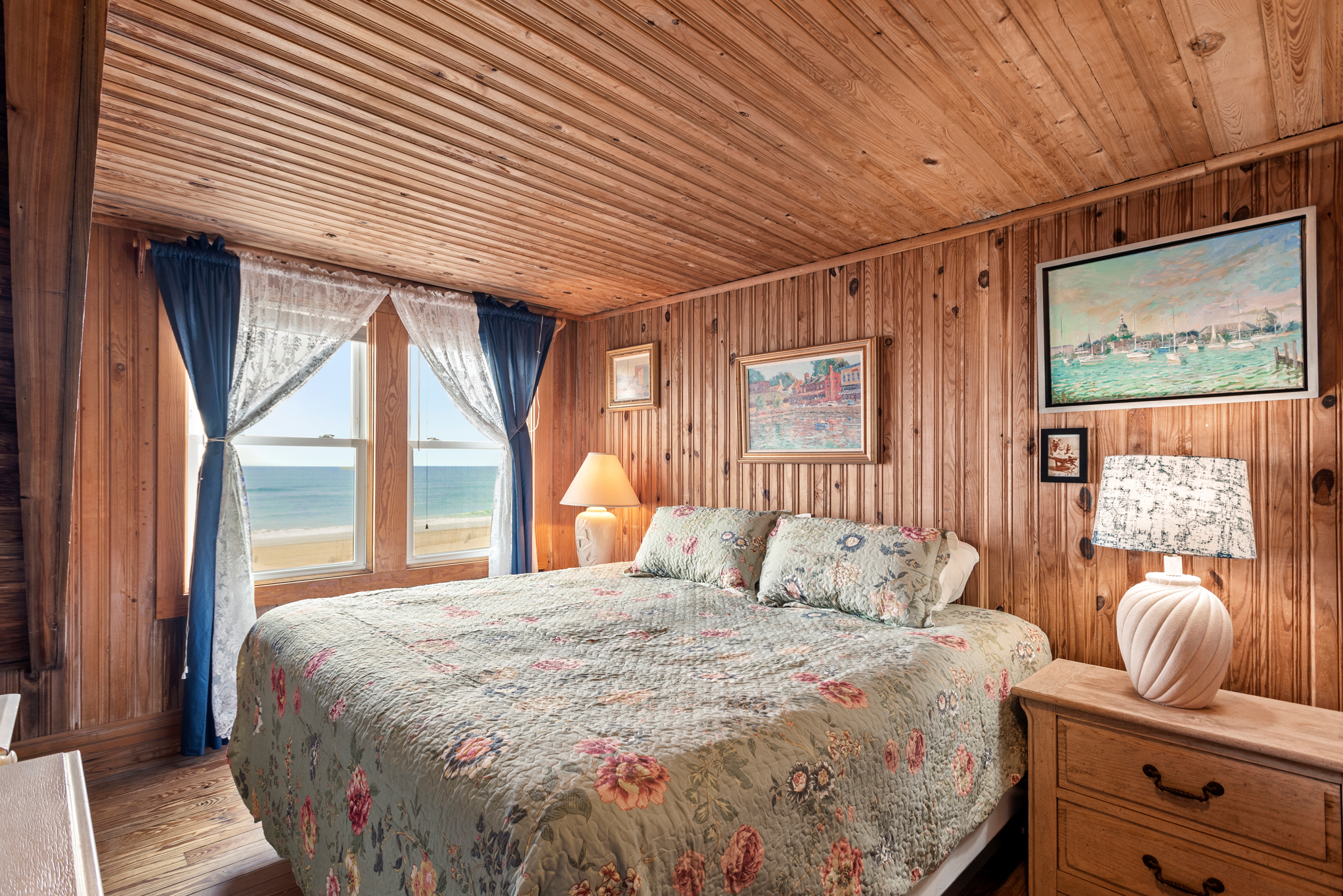 KDN0617: Arcadia l Top Level Bedroom 3