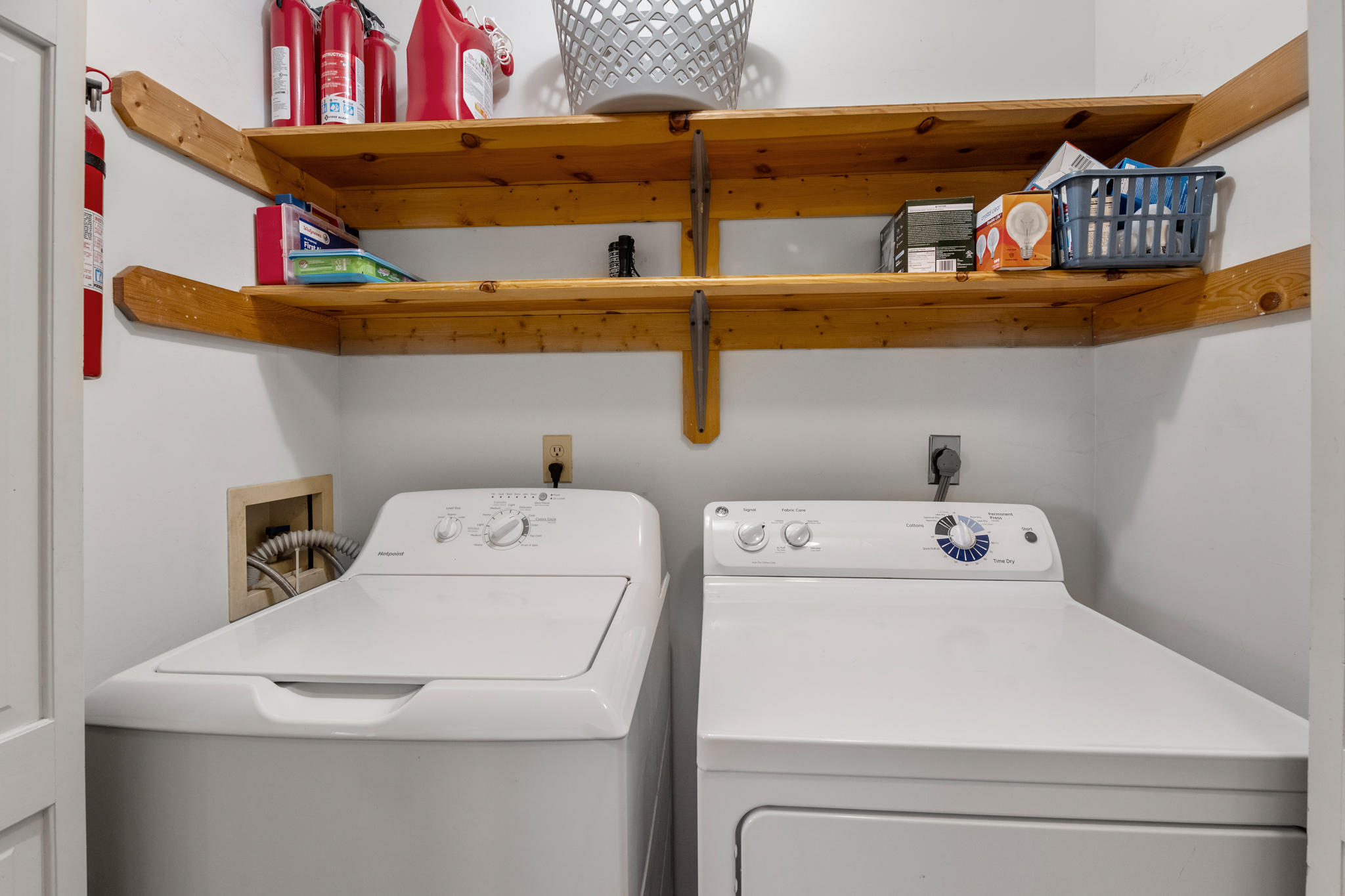 SH296: Remember Bark When | Mid Level Laundry Area