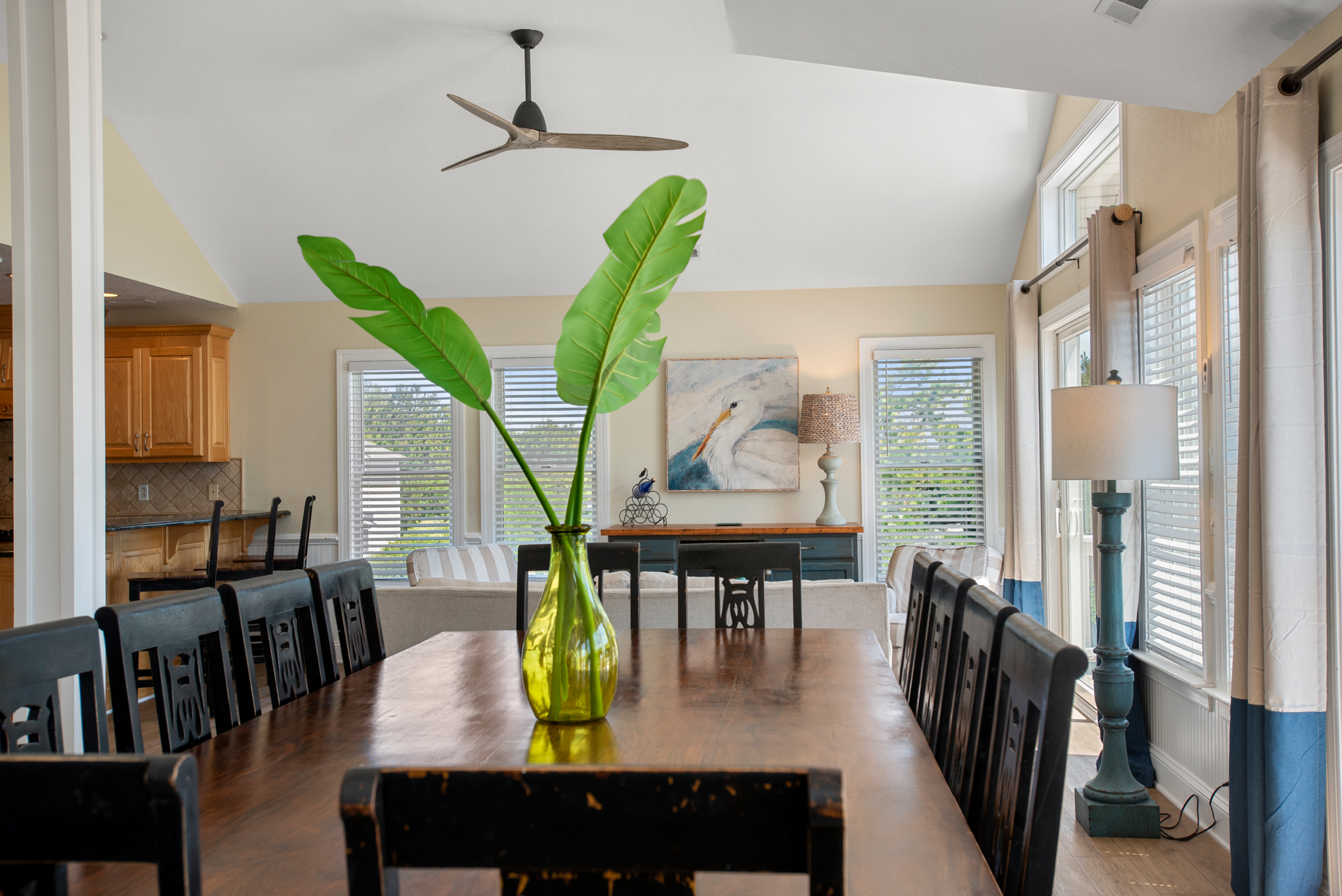 M045: Living On Beach Time | Top Level Dining Area