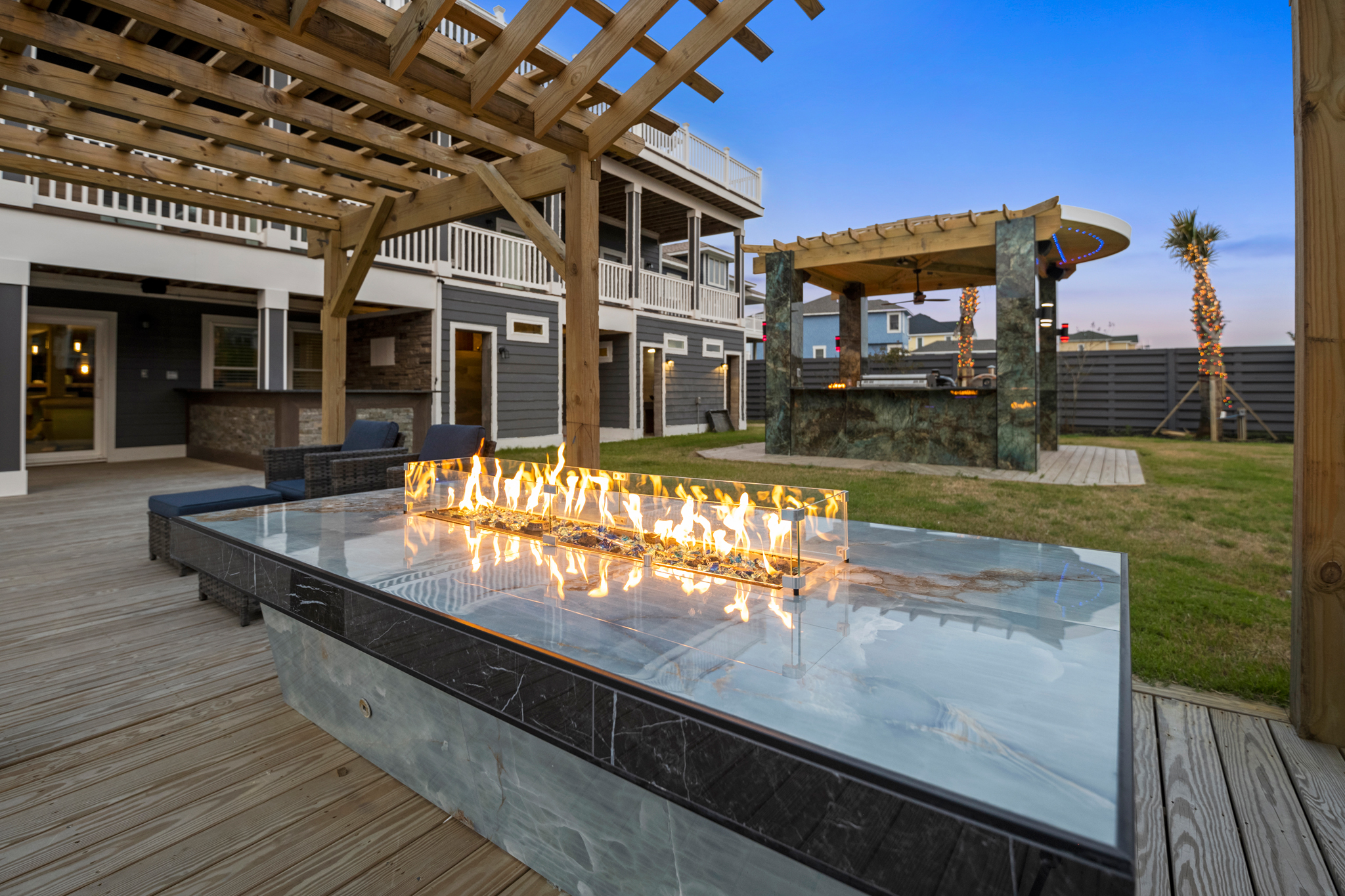 WH786: The OBX One | Pergola w/ Outdoor Seating