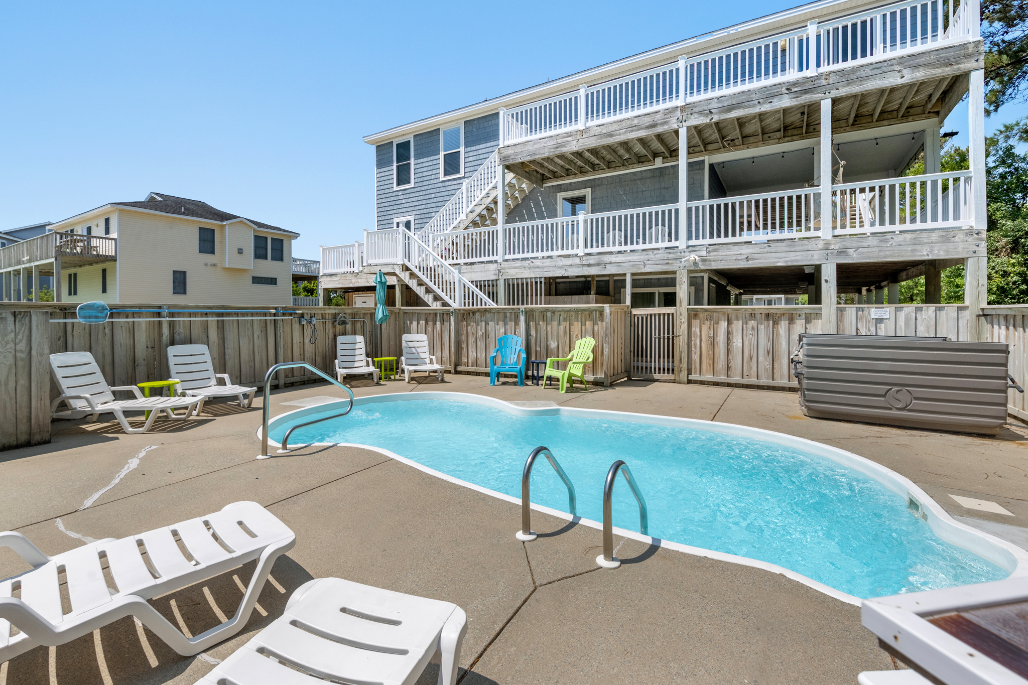 DU701: Dolphin Dunes | Private Pool Area