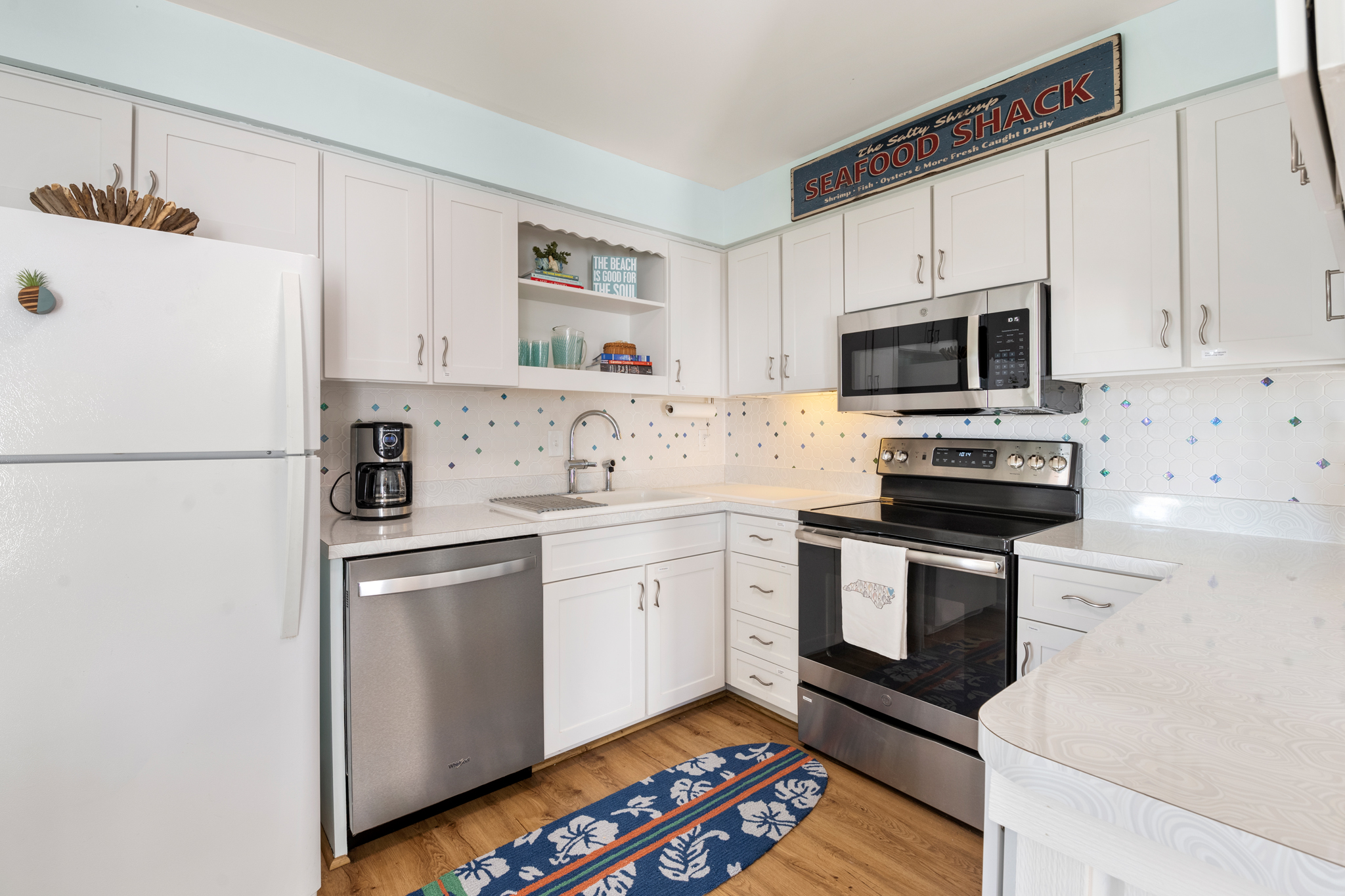 SPC2404: The Salty Shrimp | Kitchen