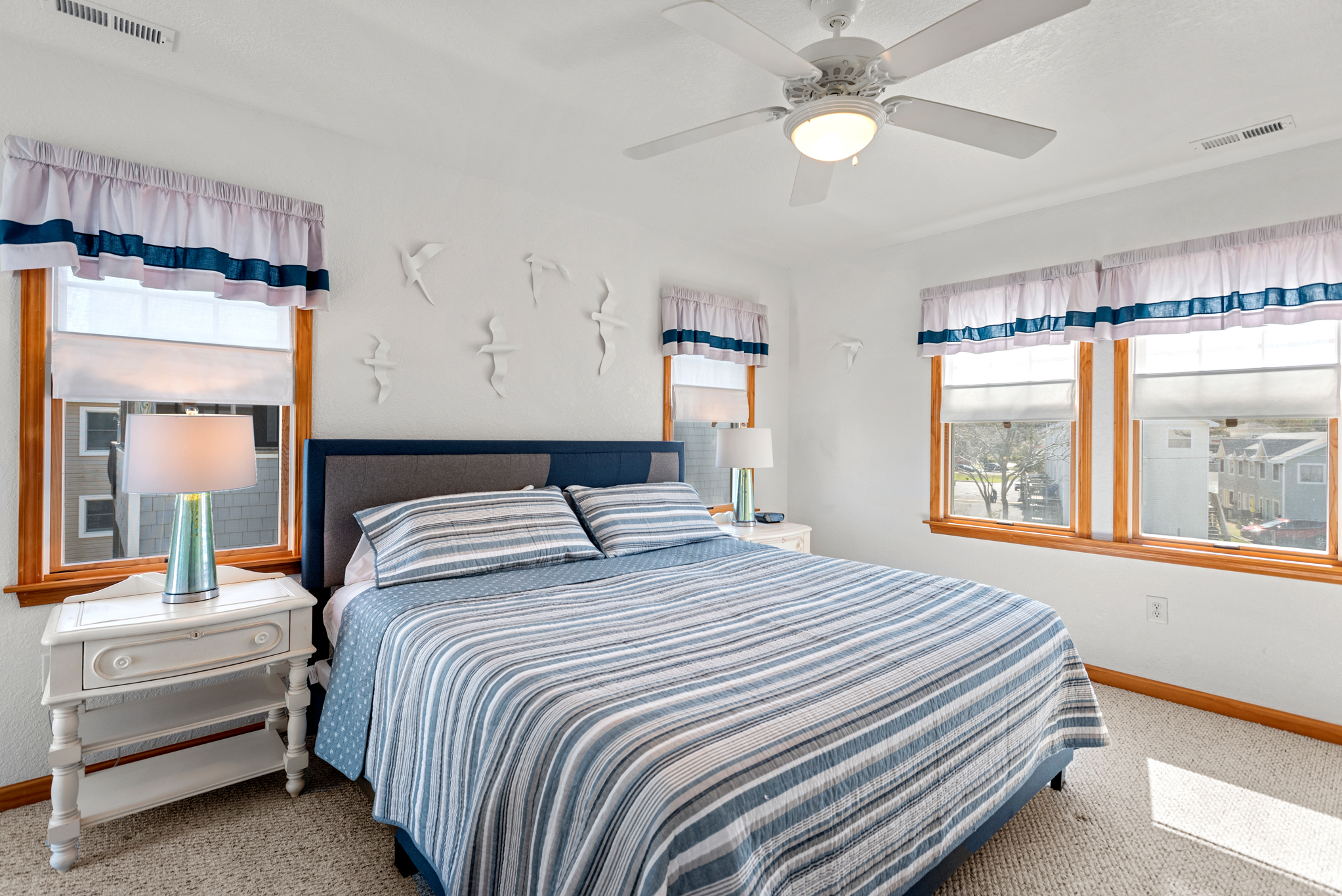 KD37: Weekend At Pinchy's | Top Level Bedroom 4