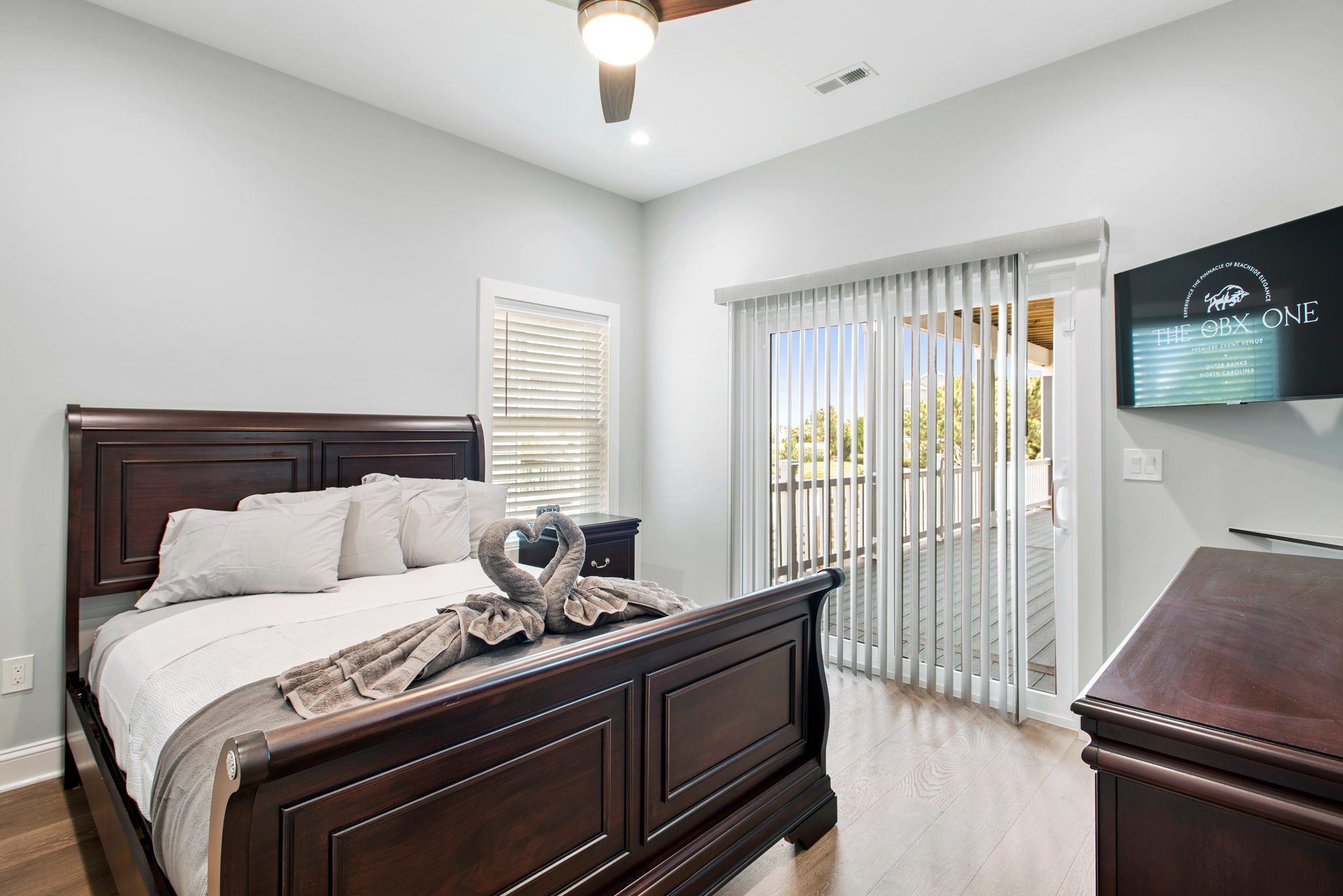 WH786: The OBX One | Mid Level Bedroom 5
