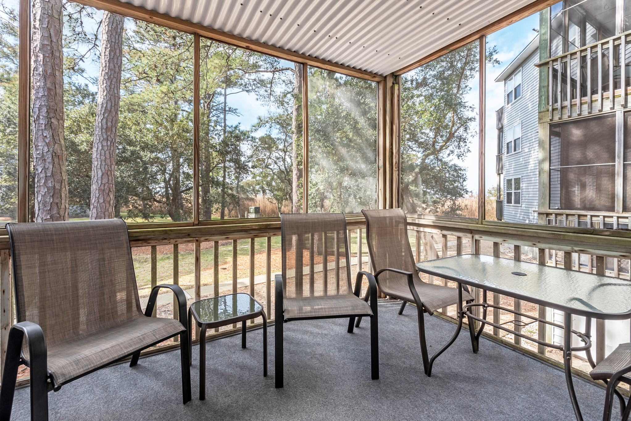 OPG9: LunaSea | Screened Porch