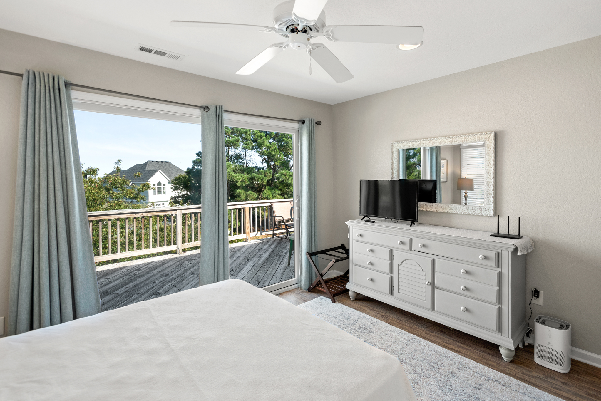 M841: Lighthouse Point | Top Level Bedroom 6