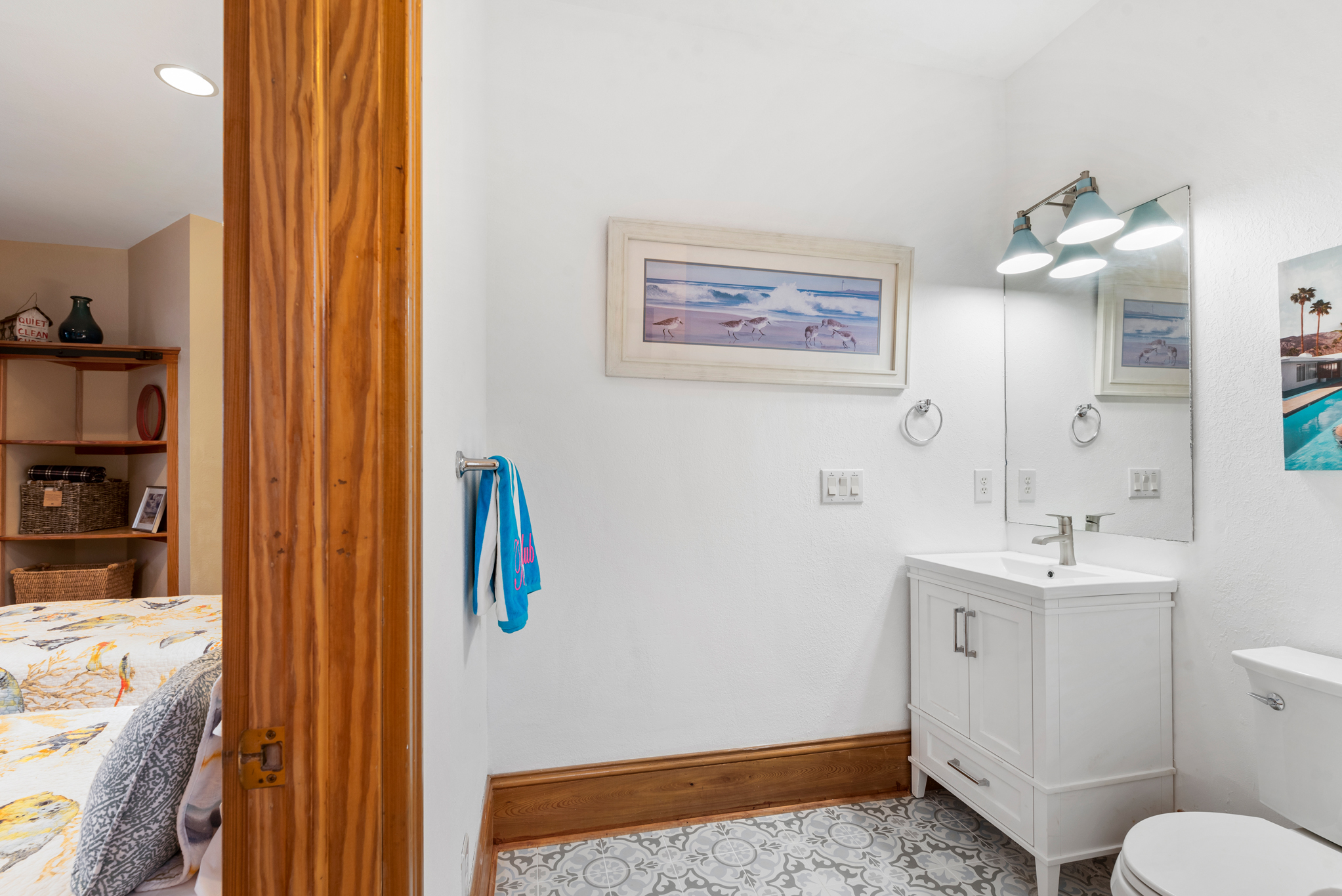 CC062: Three Swans | Bottom Level Bedroom 2 Private Bath