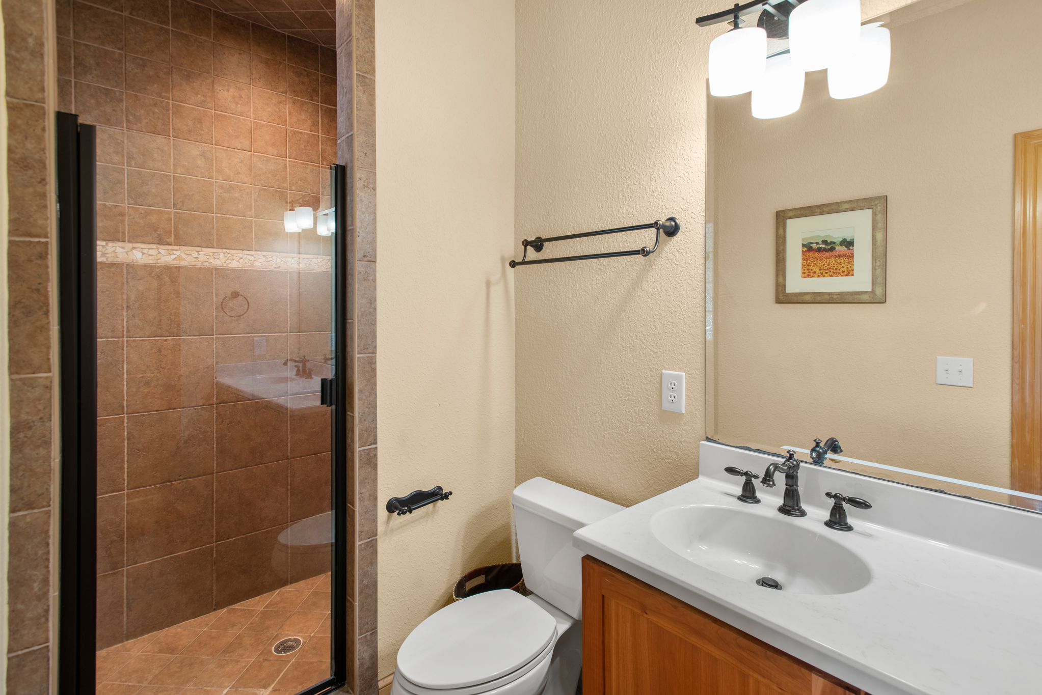 CC323: Tide One On | Mid Level Bedroom 5 Private Bath