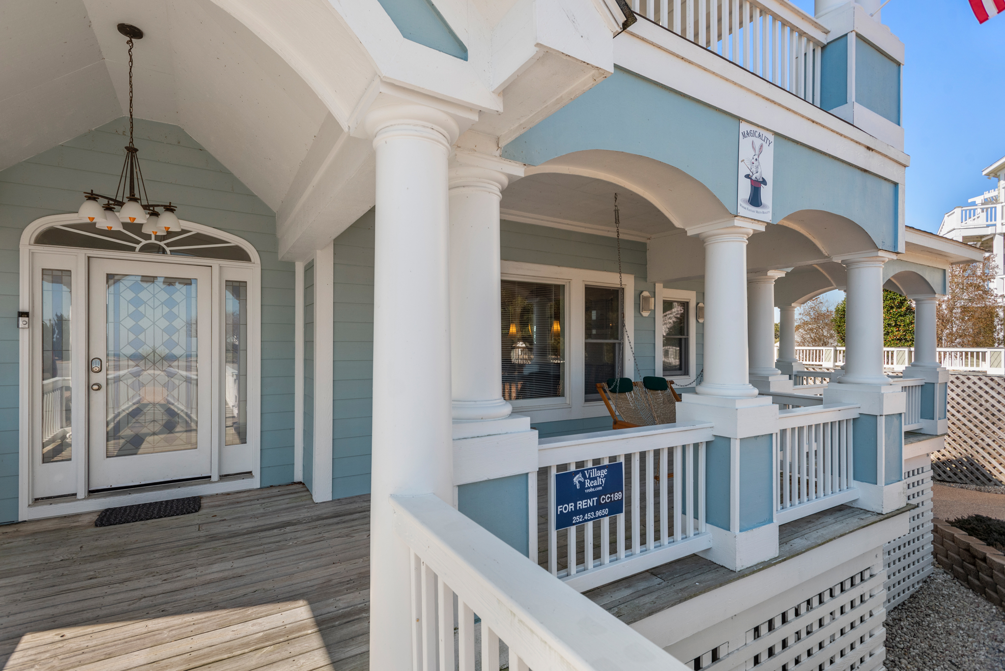 CC189: Magicality | Mid Level Front Porch