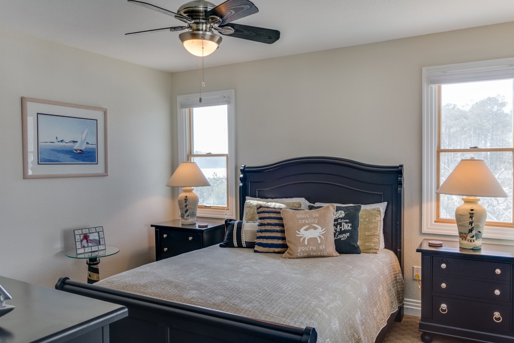 PEN01:  Peninsula 01 | Mid Level Bedroom 3