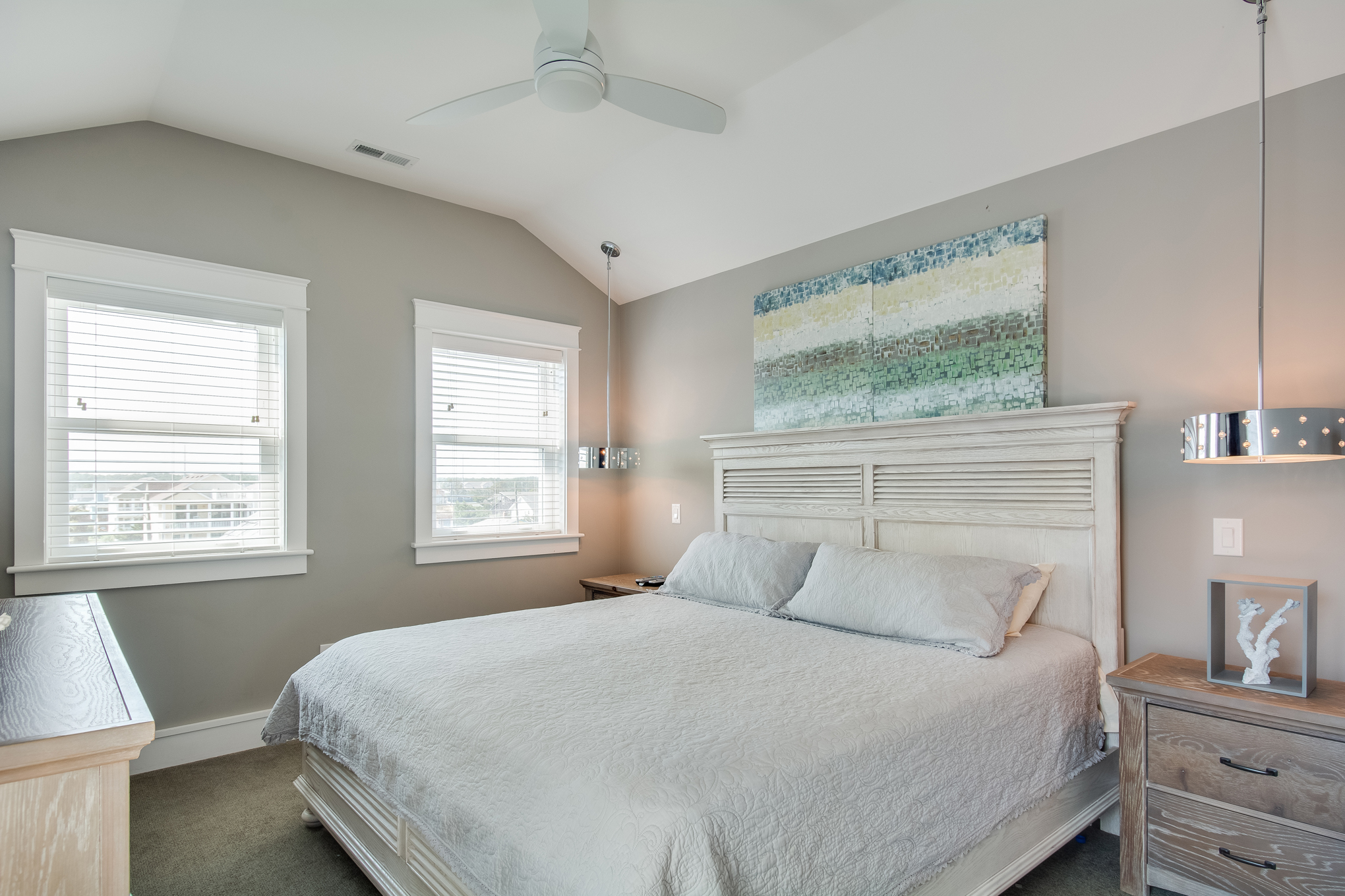 GR0413: Go Your Own Wave | Top Level Bedroom 8
