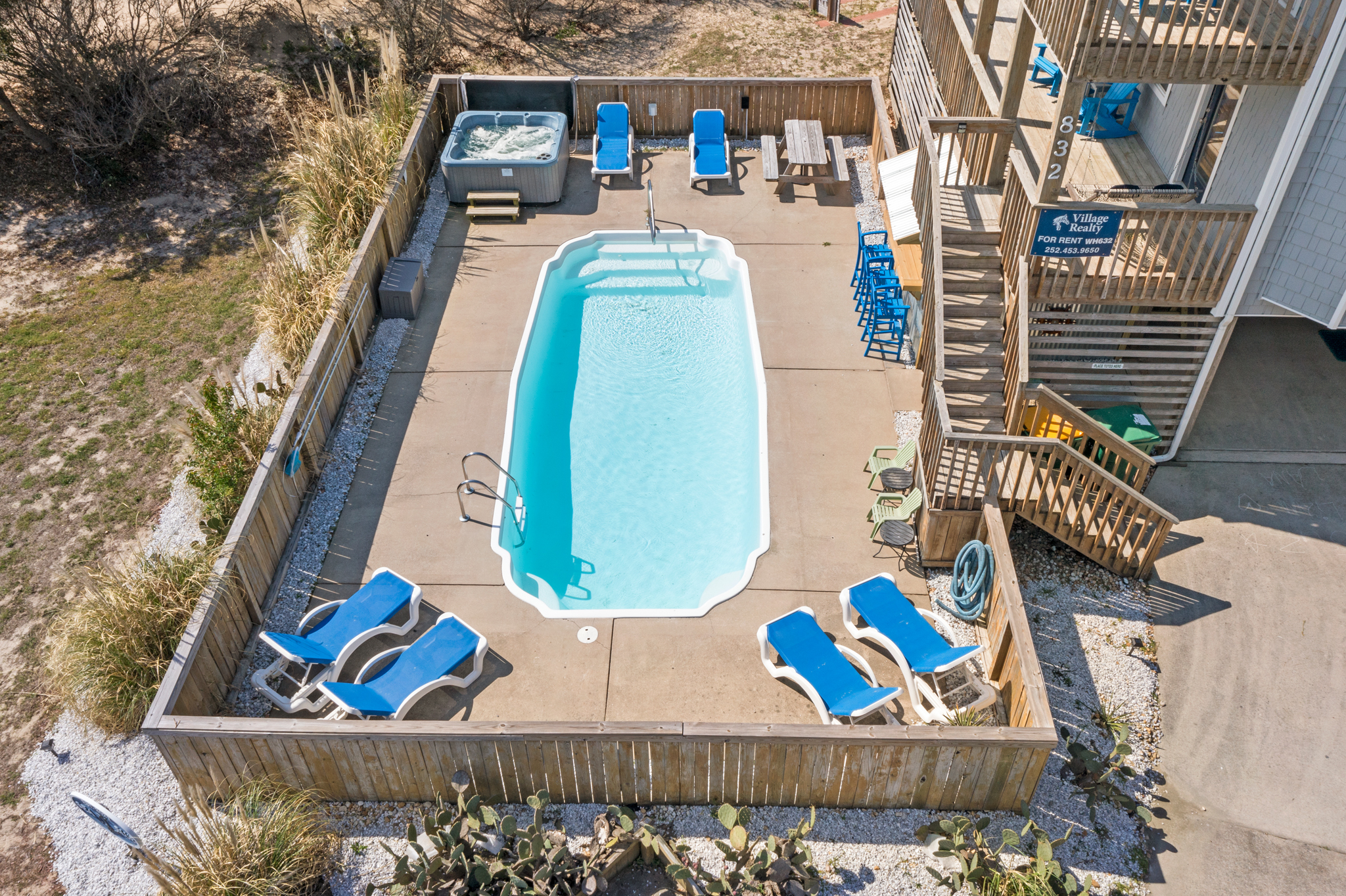 WH632: Sea Blue | Private Pool Area