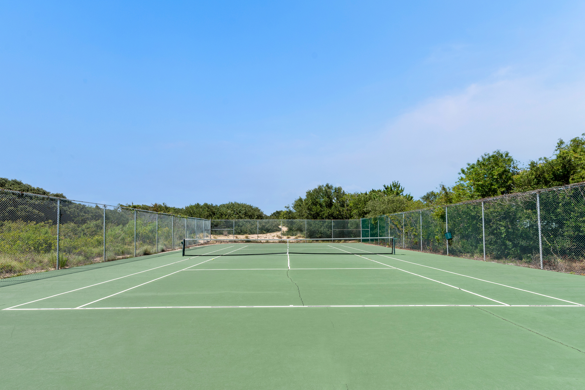 Crown Point | Community Tennis Court