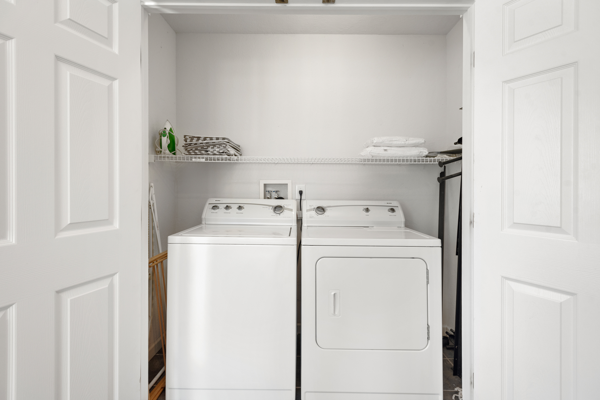 SN07: Summer Rental | Bottom Level Laundry Area