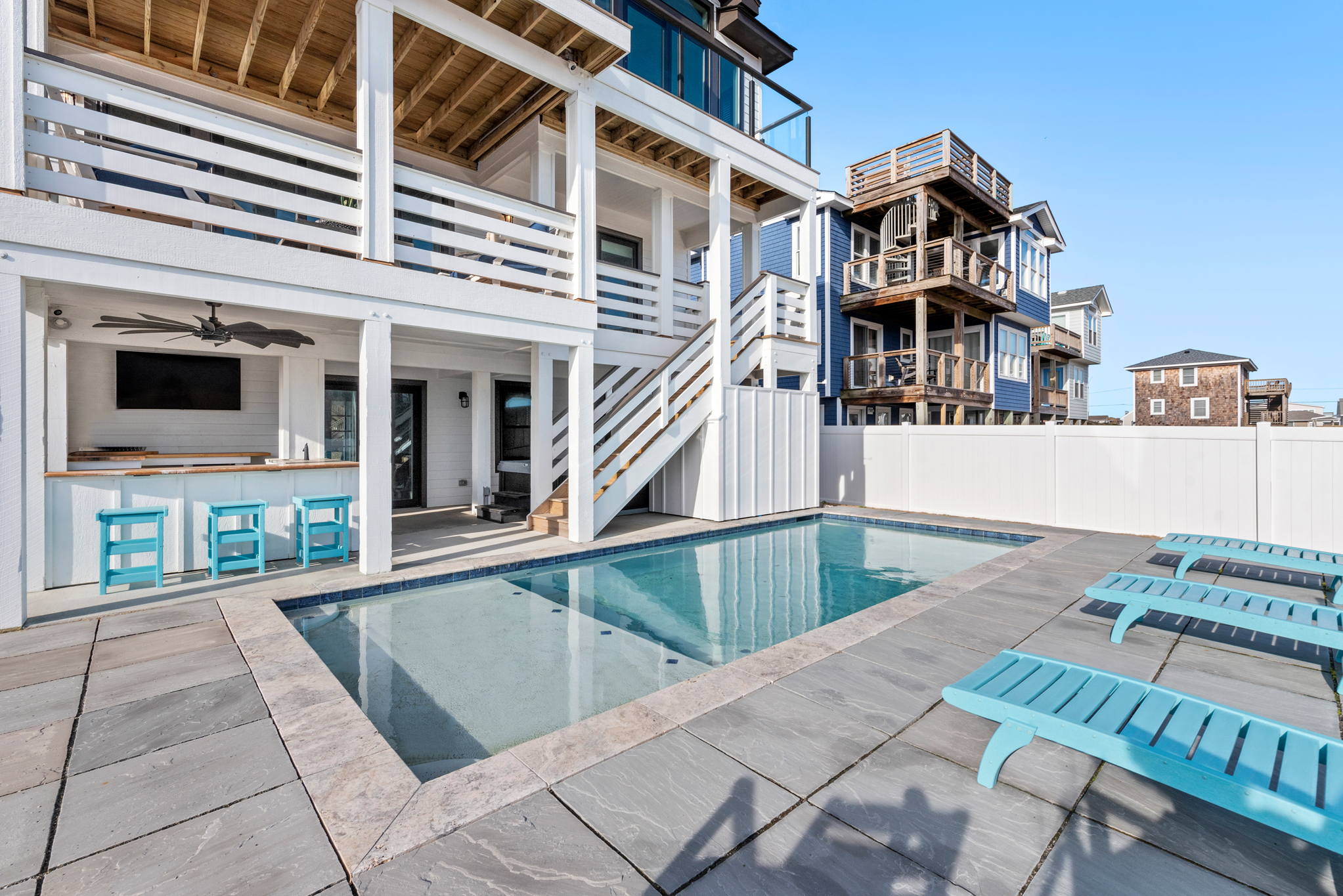 KH3521: Bourbon Beach House | Private Pool Area w/ Tiki Bar