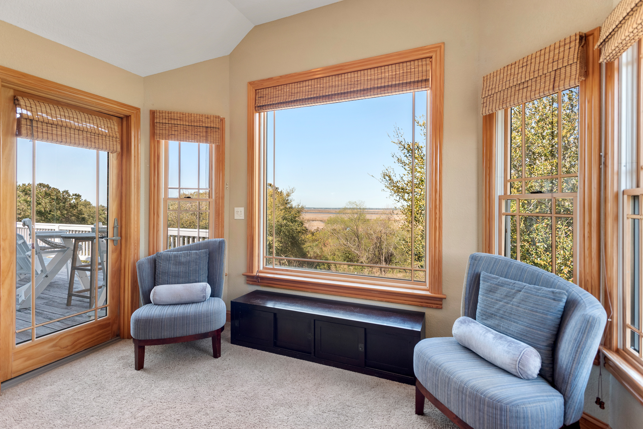 CC323: Tide One On | Top Level Bedroom 6