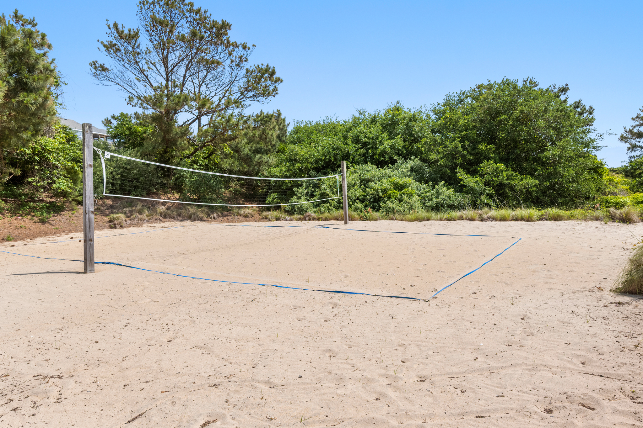 DU701: Dolphin Dunes | Backyard w/ Volleyball Court