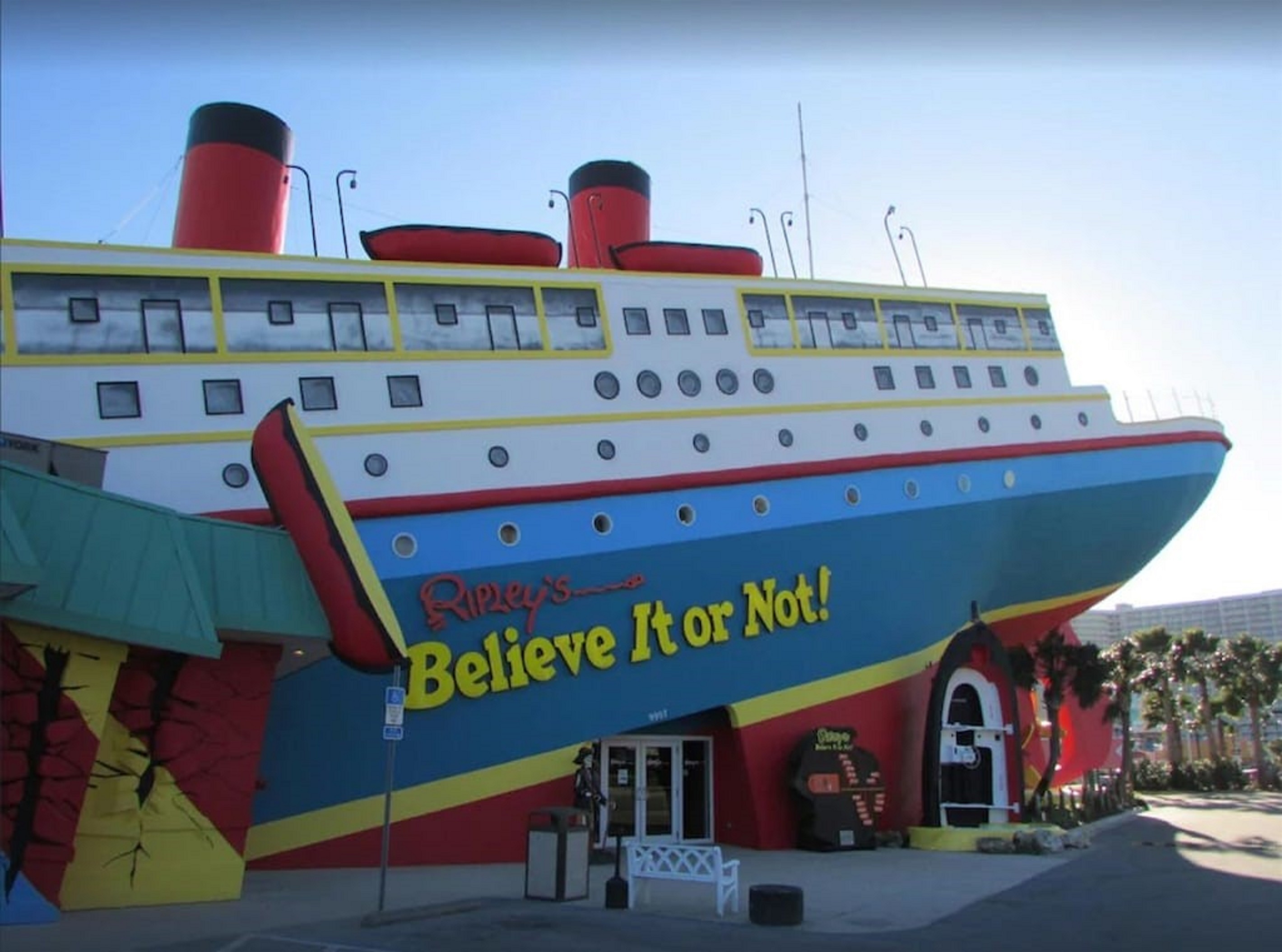 The iconic Ripley's Believe It or Not! attraction features a distinctive upside-down ship design in the nearby entertainment district.